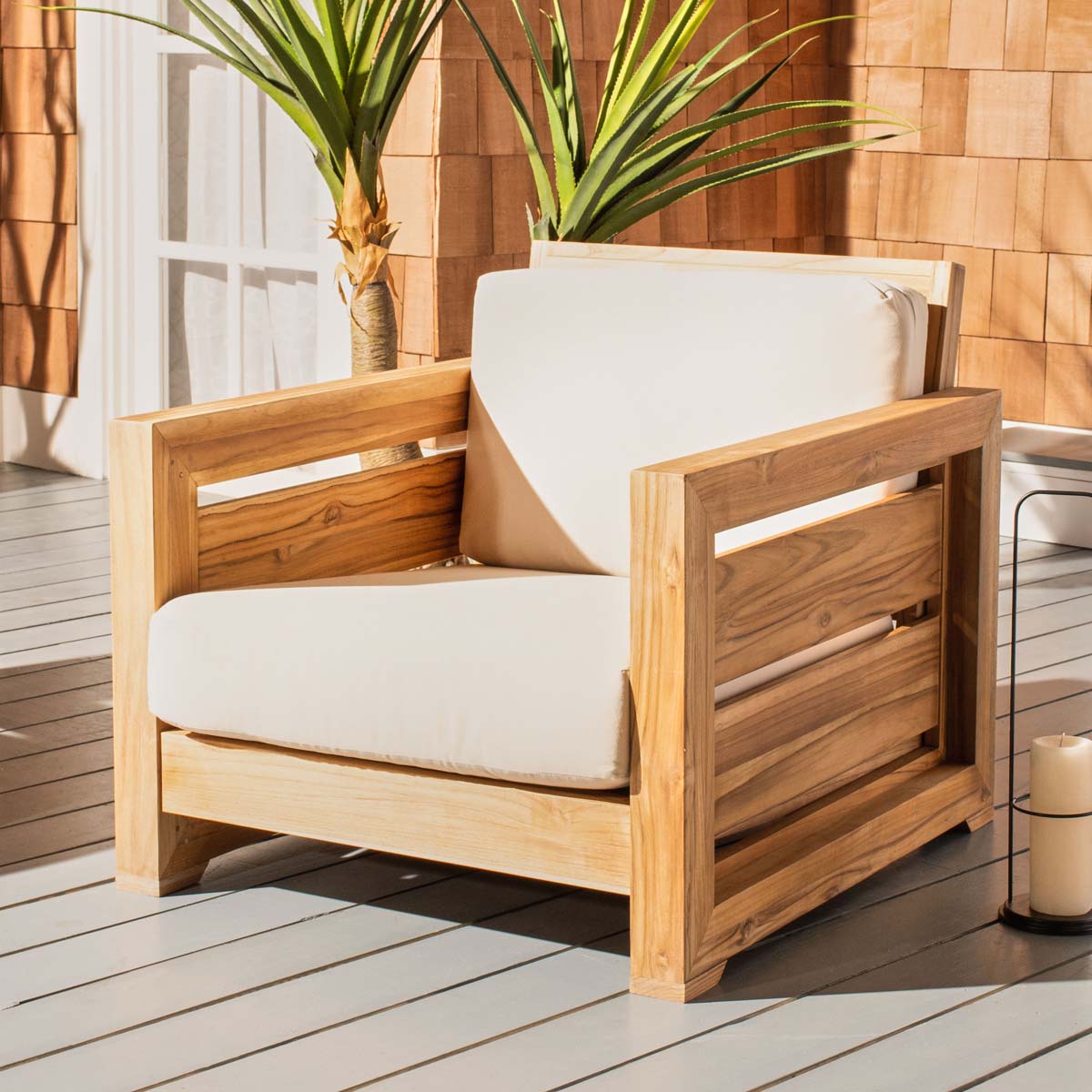 Safavieh Couture Guadeloupe Outdoor Teak Club Chair - Natural / Beige