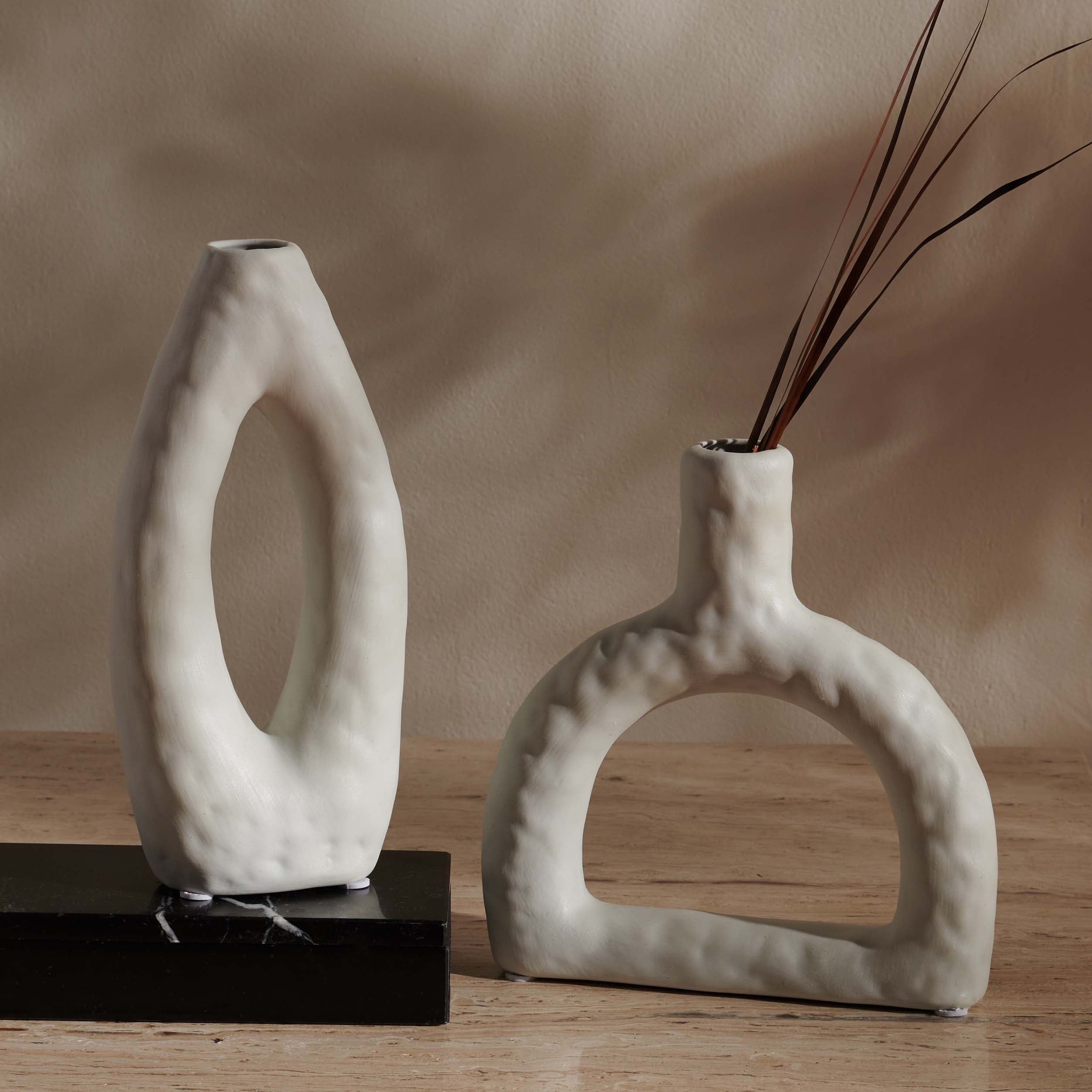 Safavieh Paolette Ceramic Vases (Set of 2) , RDC4011