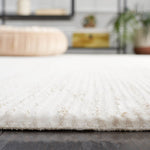 Safavieh Whisper Collection: WHS584A - Ivory / Beige