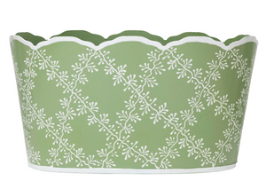 The Enchanted Home Green & White Trellis Scalloped Planter