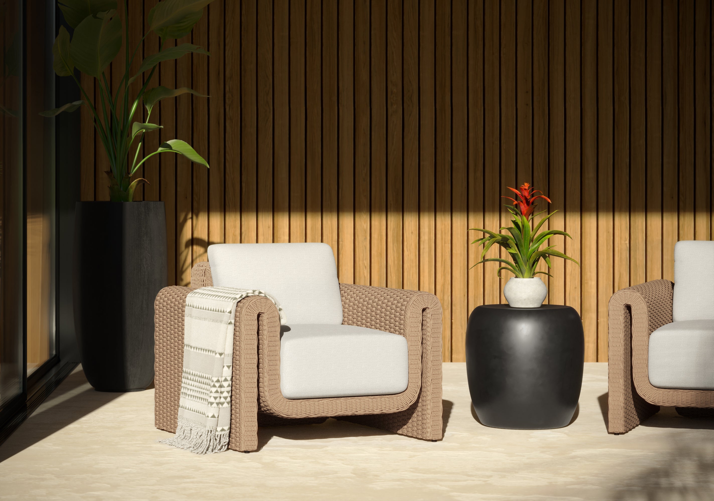 Iolite End Table - Black