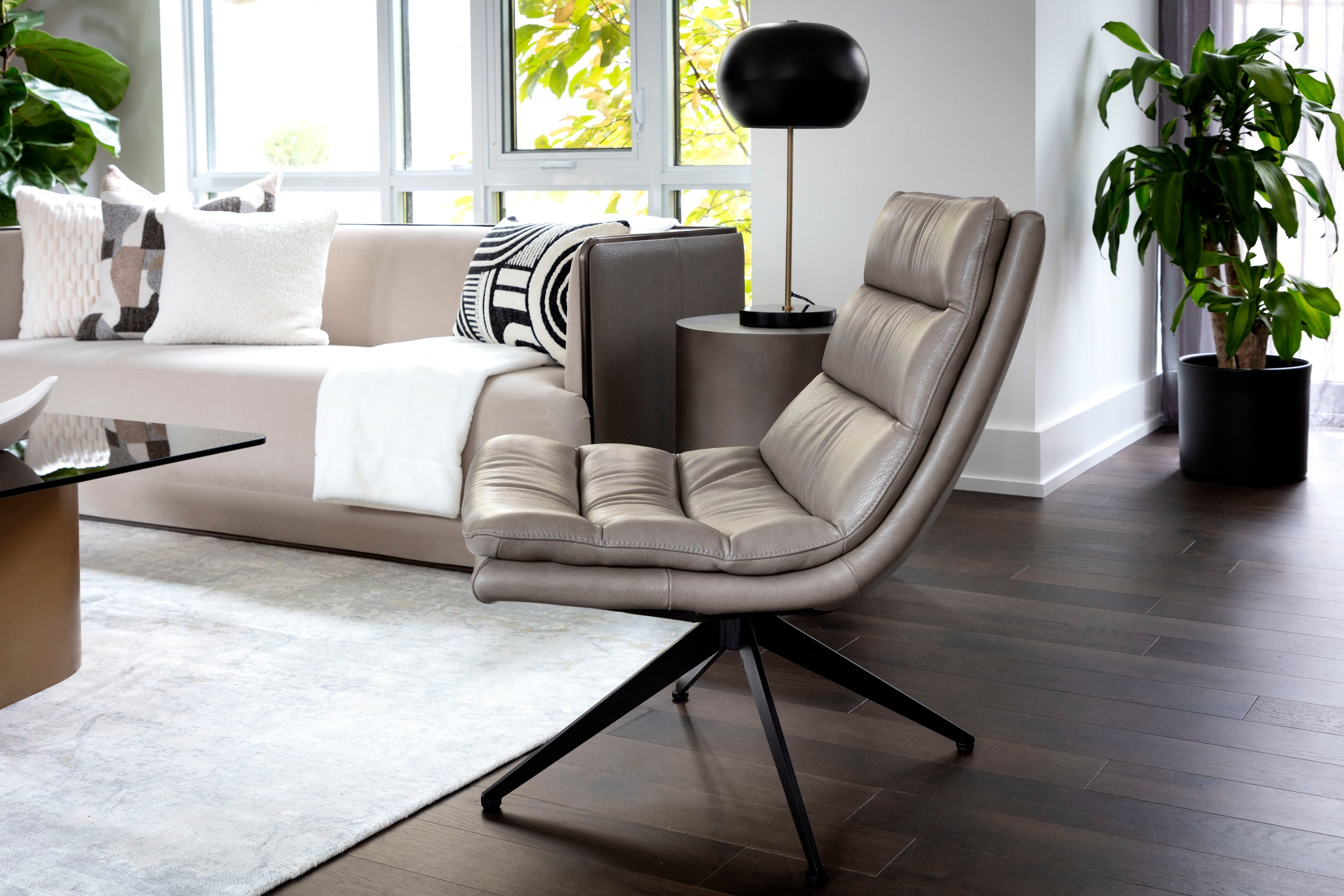 Keller Swivel Lounge Chair - Missouri Stone Leather