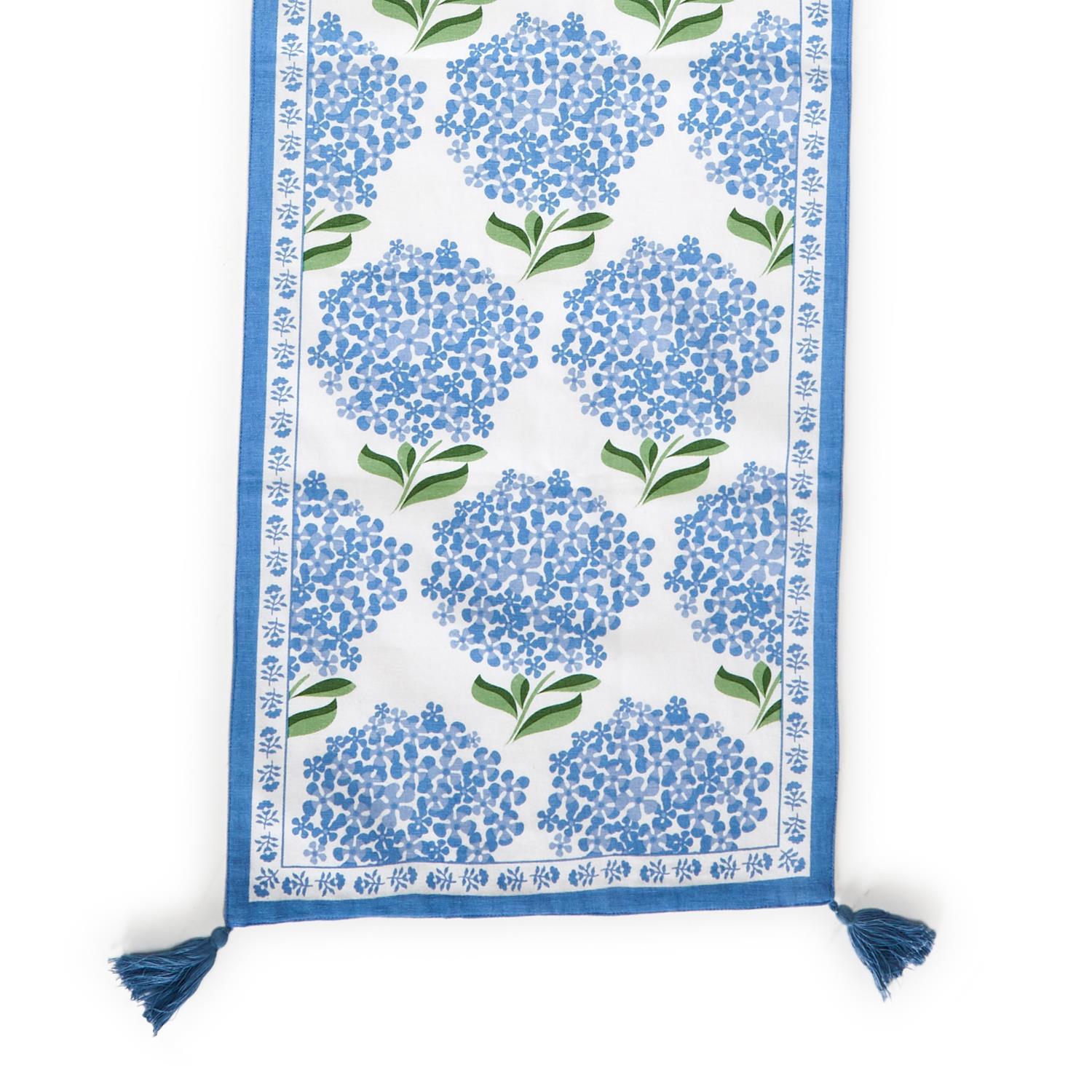 Two's Company Hydrangea Table Runner
