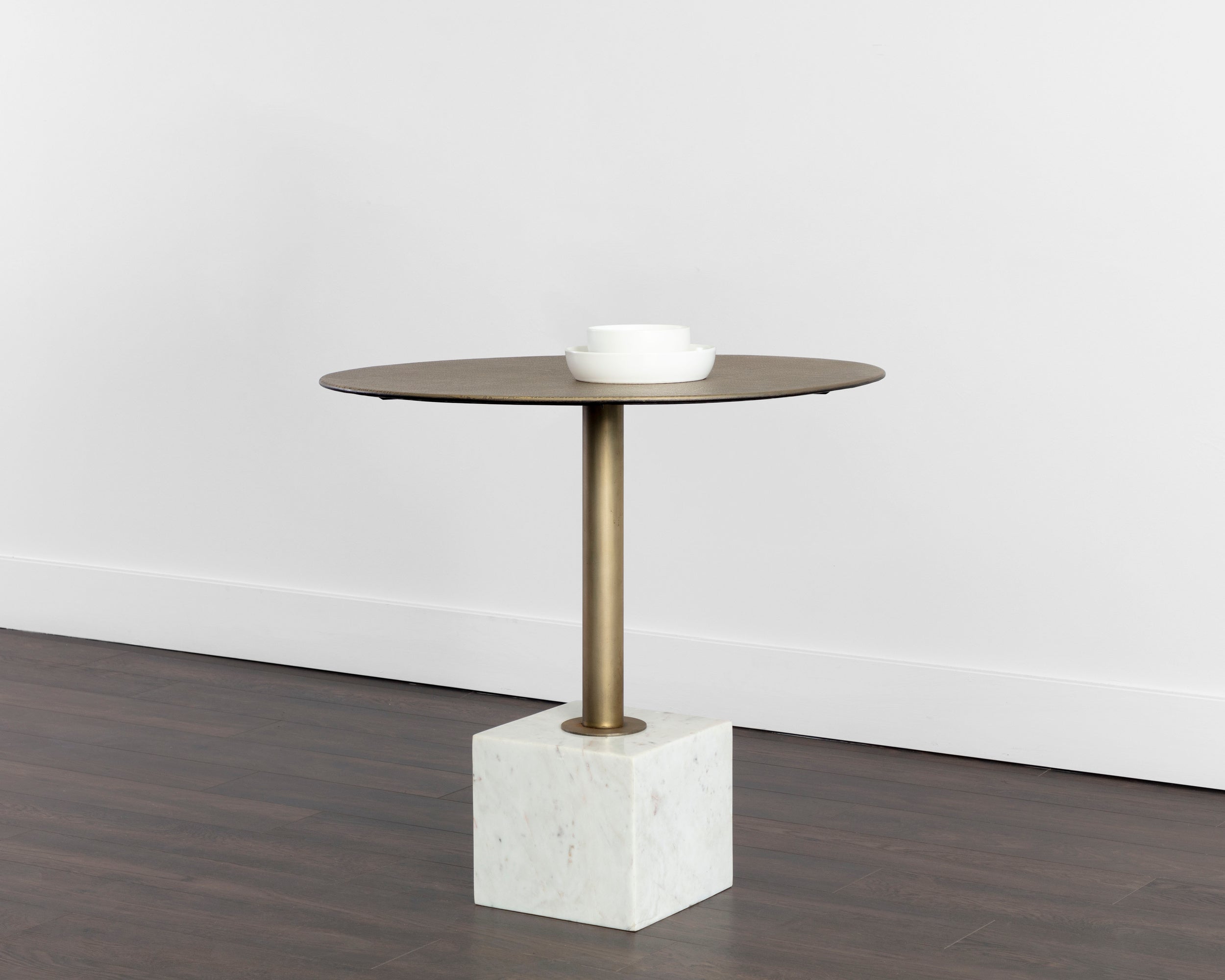 Kata Bistro Table  White Marble -