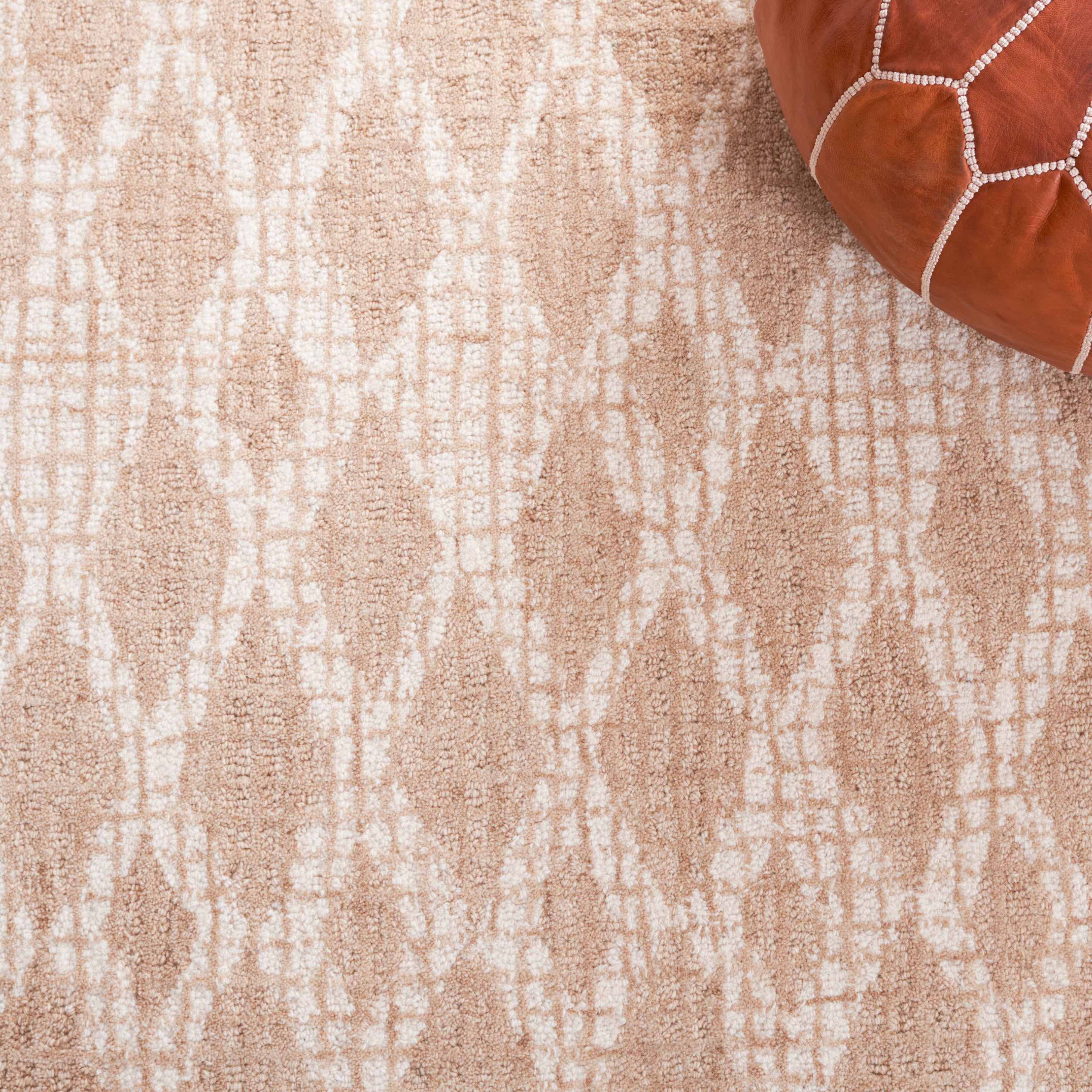 Safavieh Abstract 206 Rug, ABT206 - Beige / Ivory