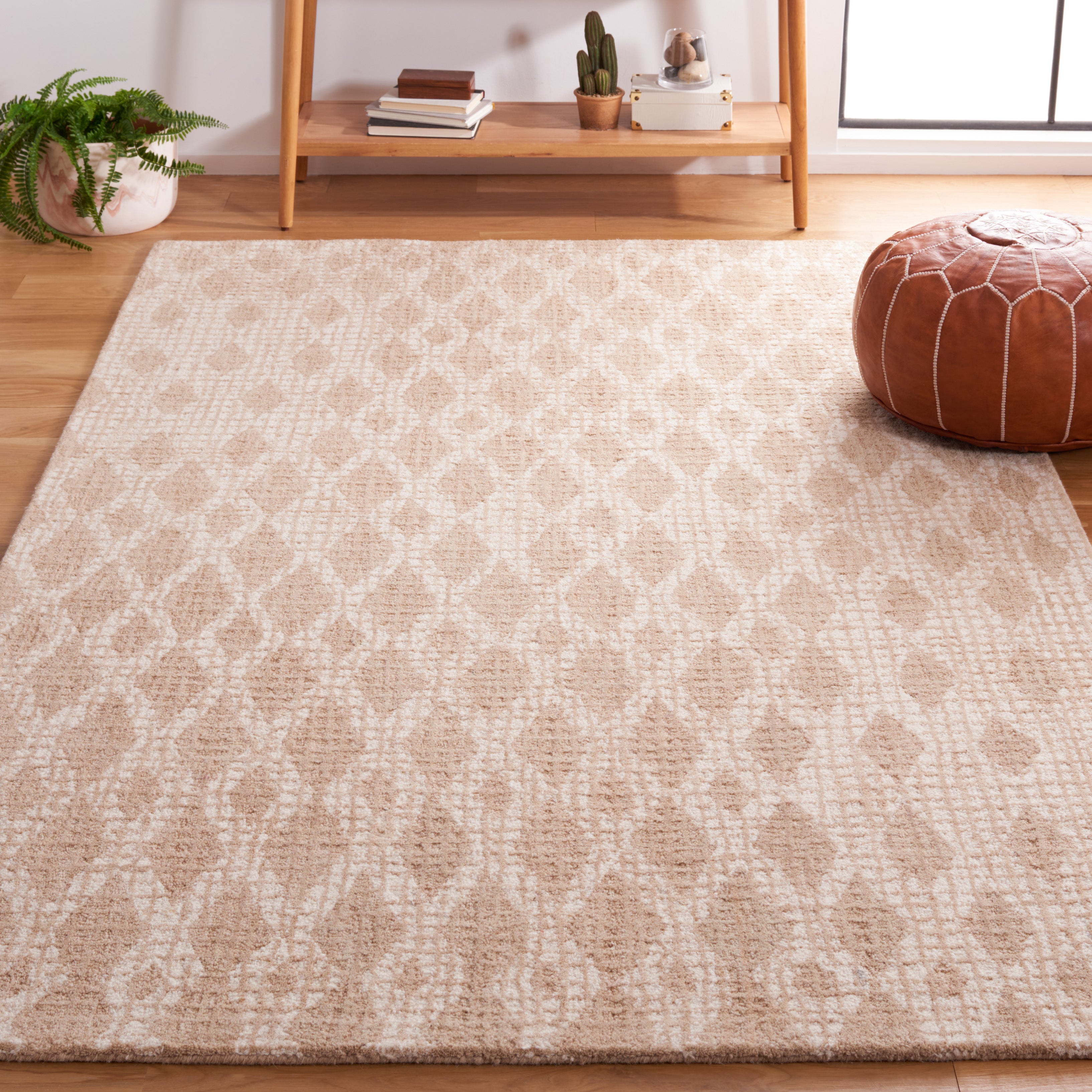Safavieh Abstract 206 Rug, ABT206 - Beige / Ivory