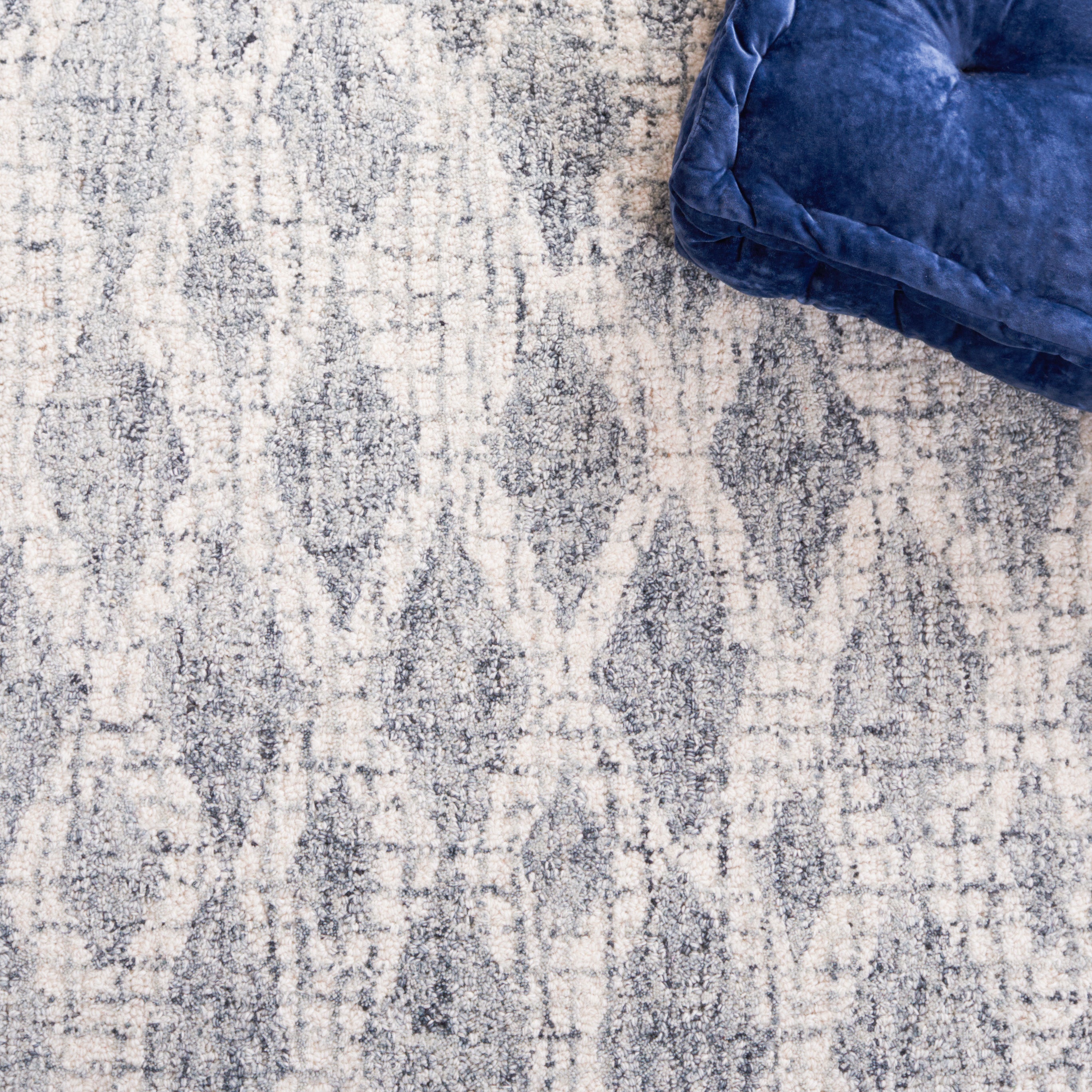 Safavieh Abstract 206 Rug, ABT206 - Grey / Ivory