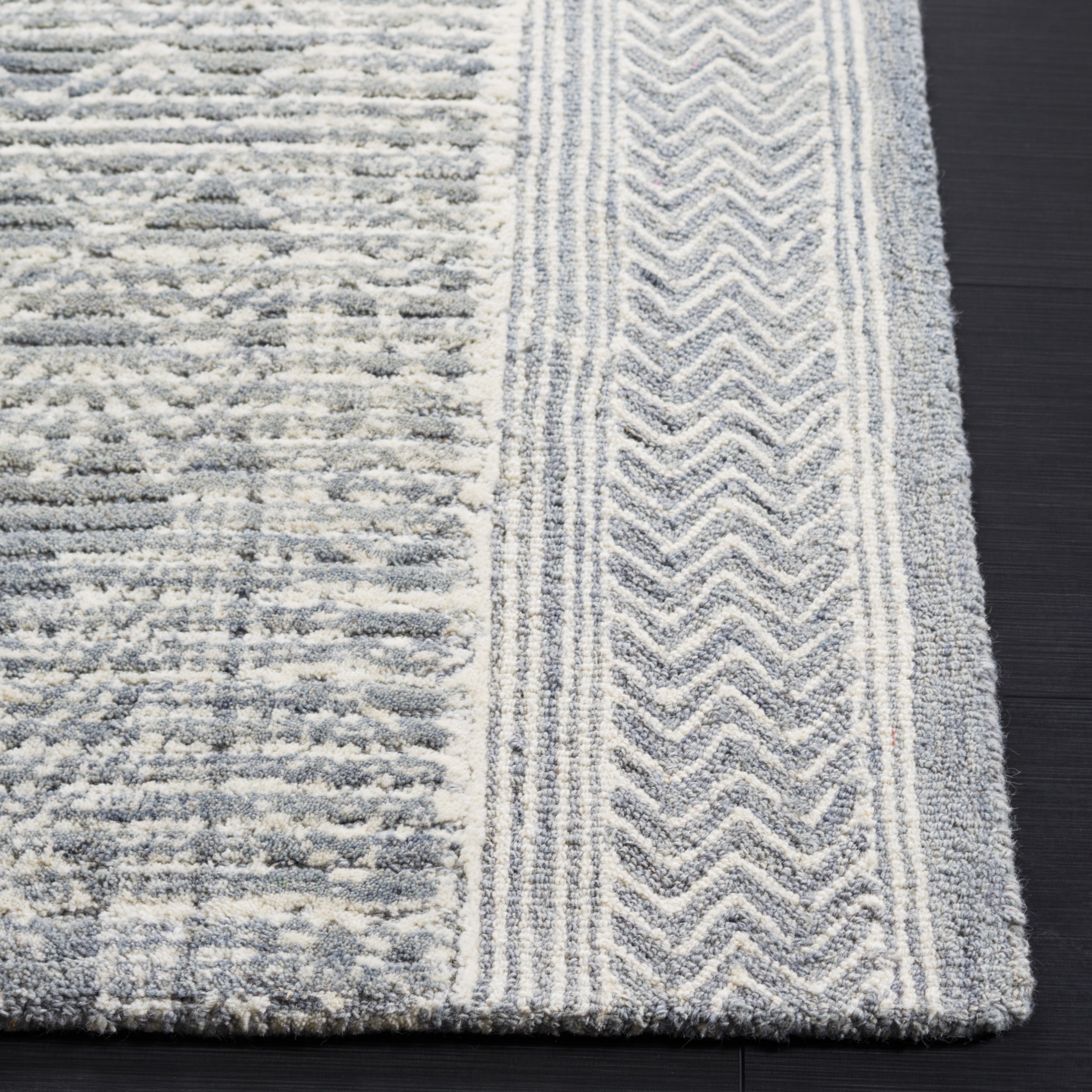 LIGHT BLUE / IVORY