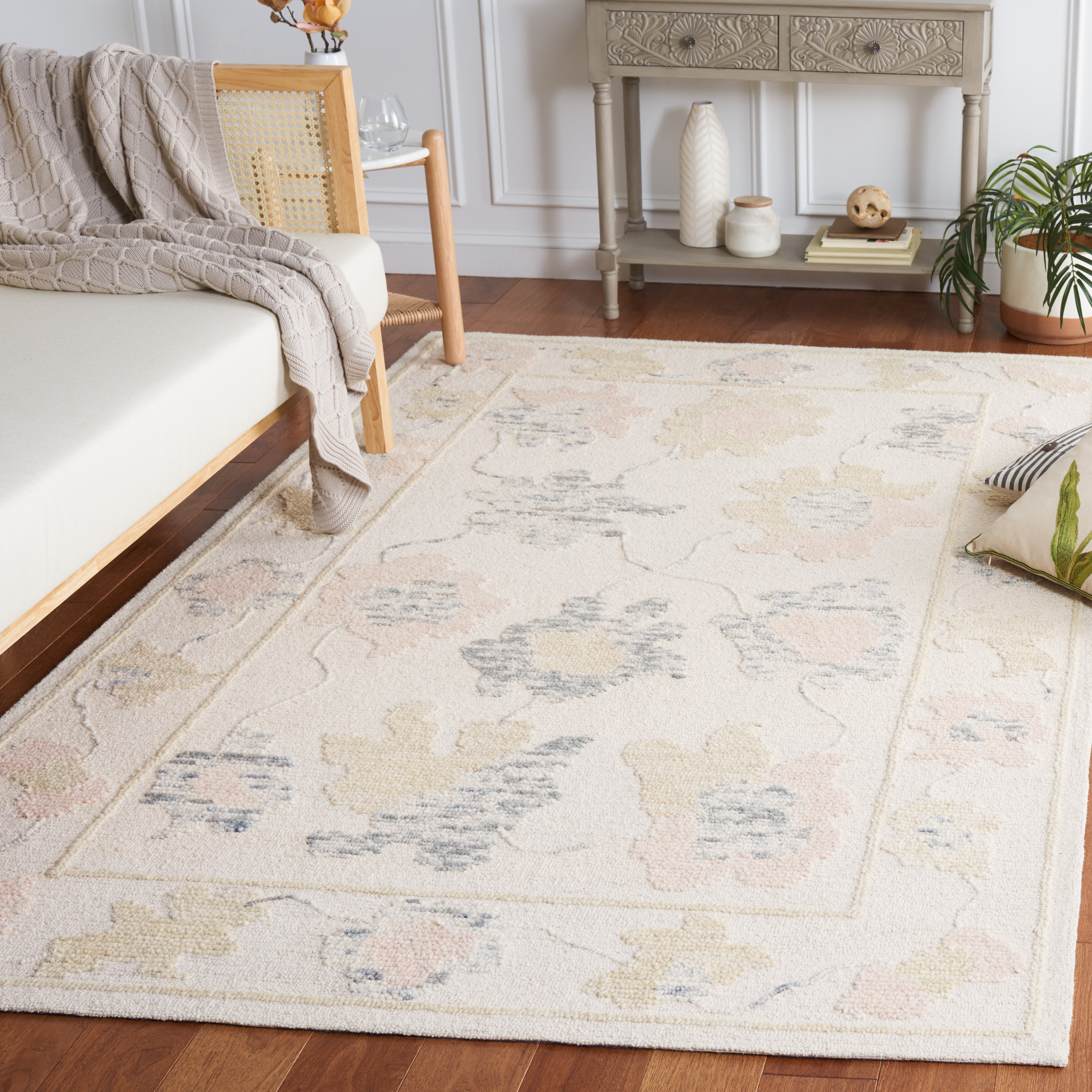 IVORY / BEIGE