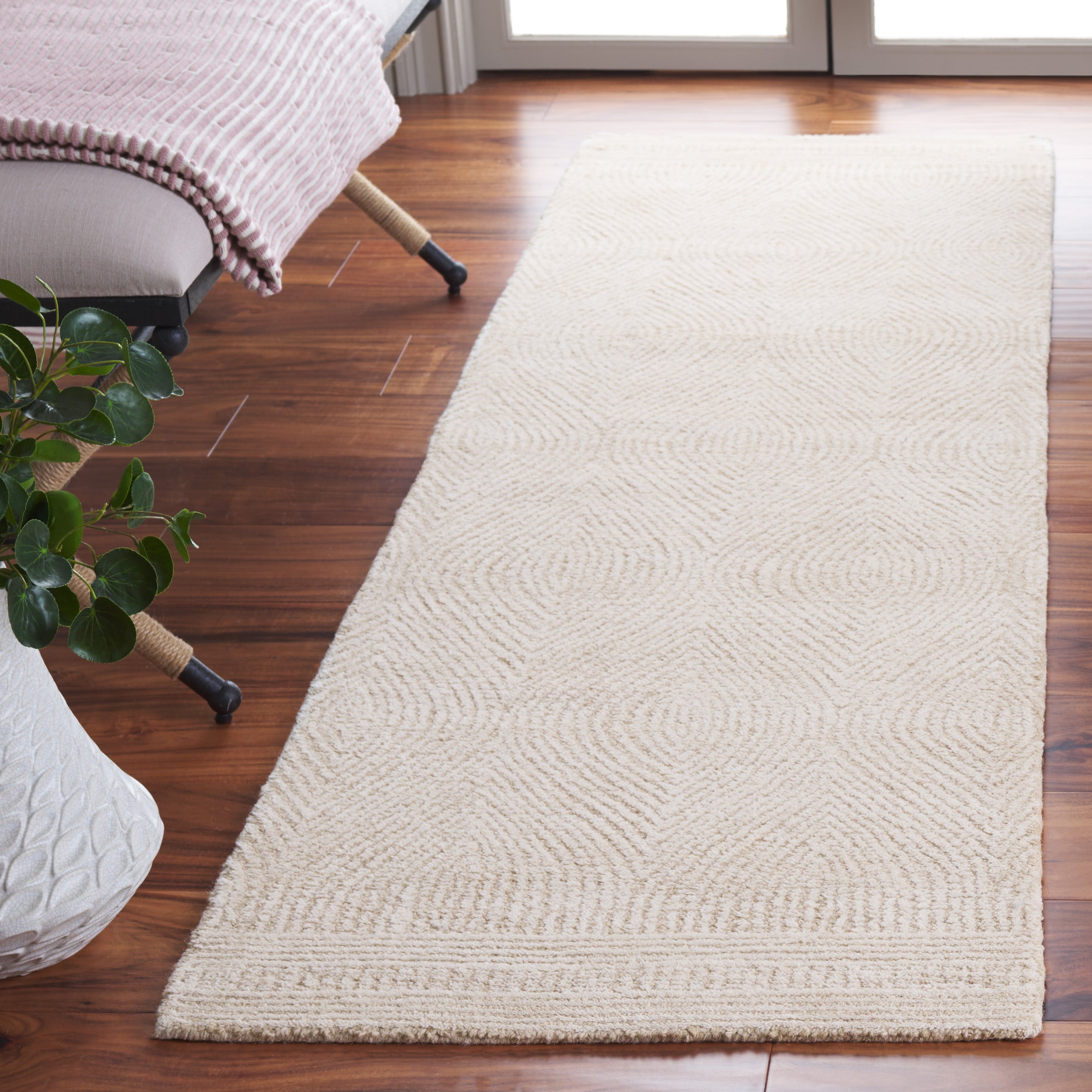 IVORY / BEIGE