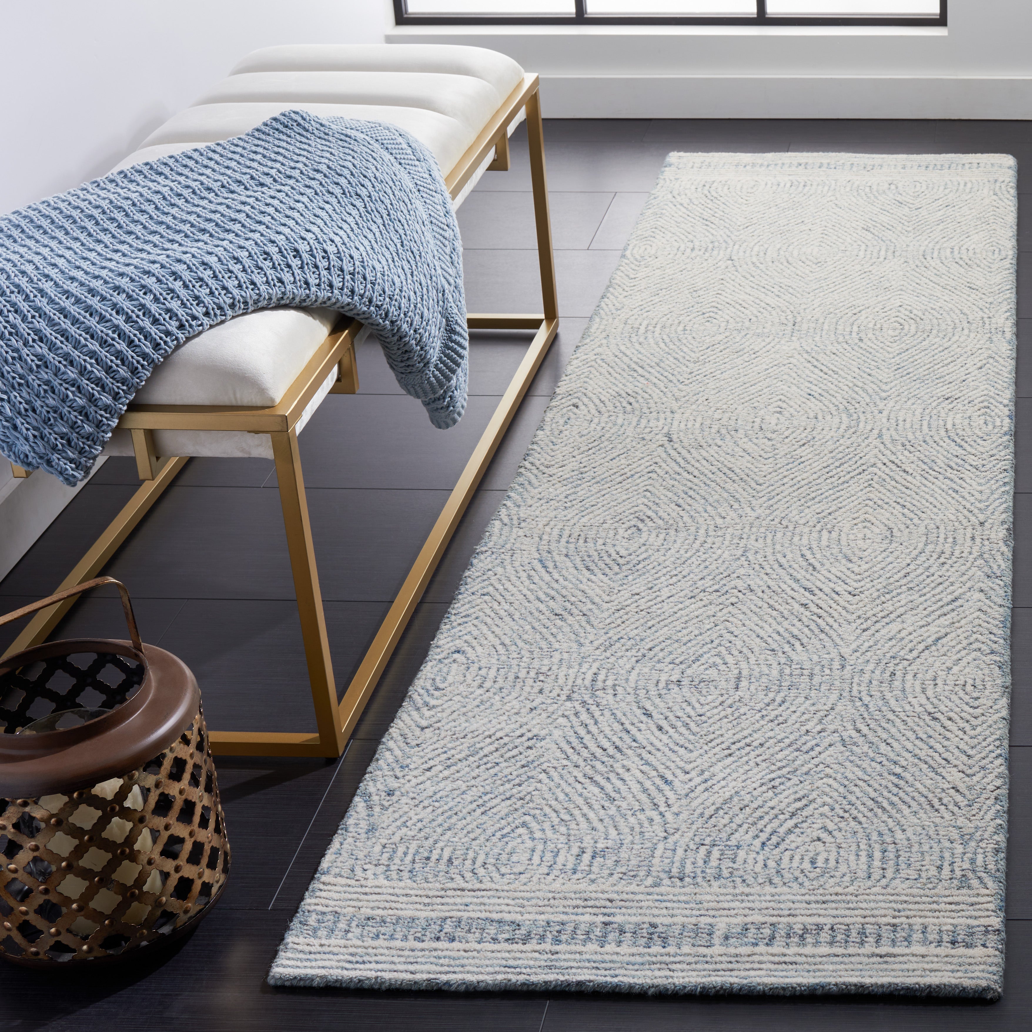 IVORY / BLUE
