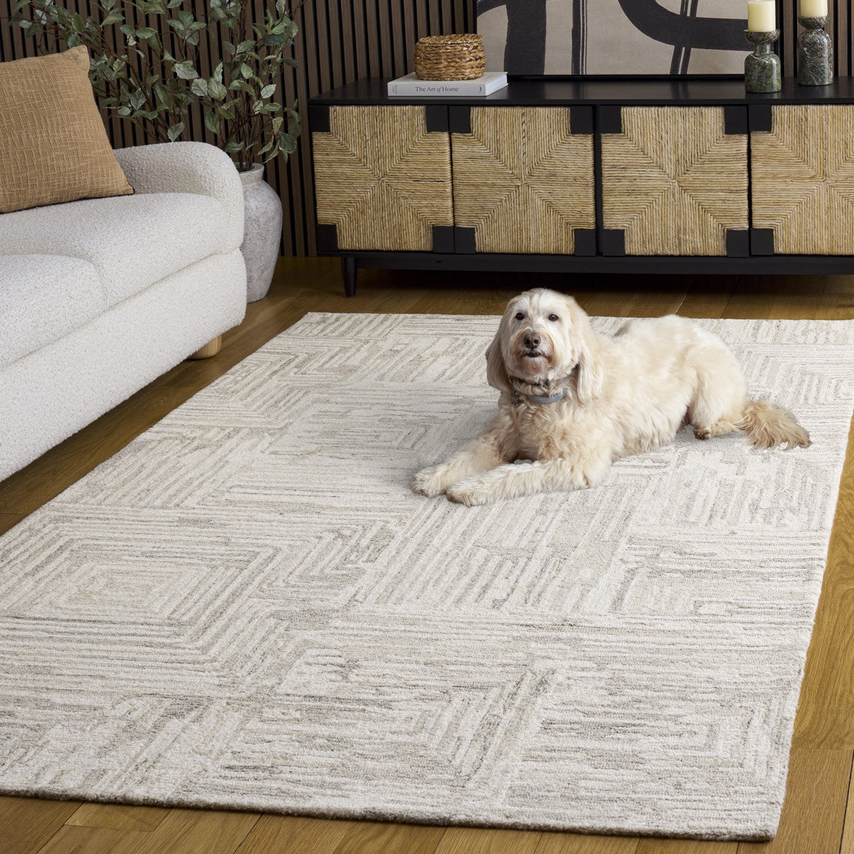 BEIGE / IVORY