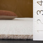 BEIGE / IVORY