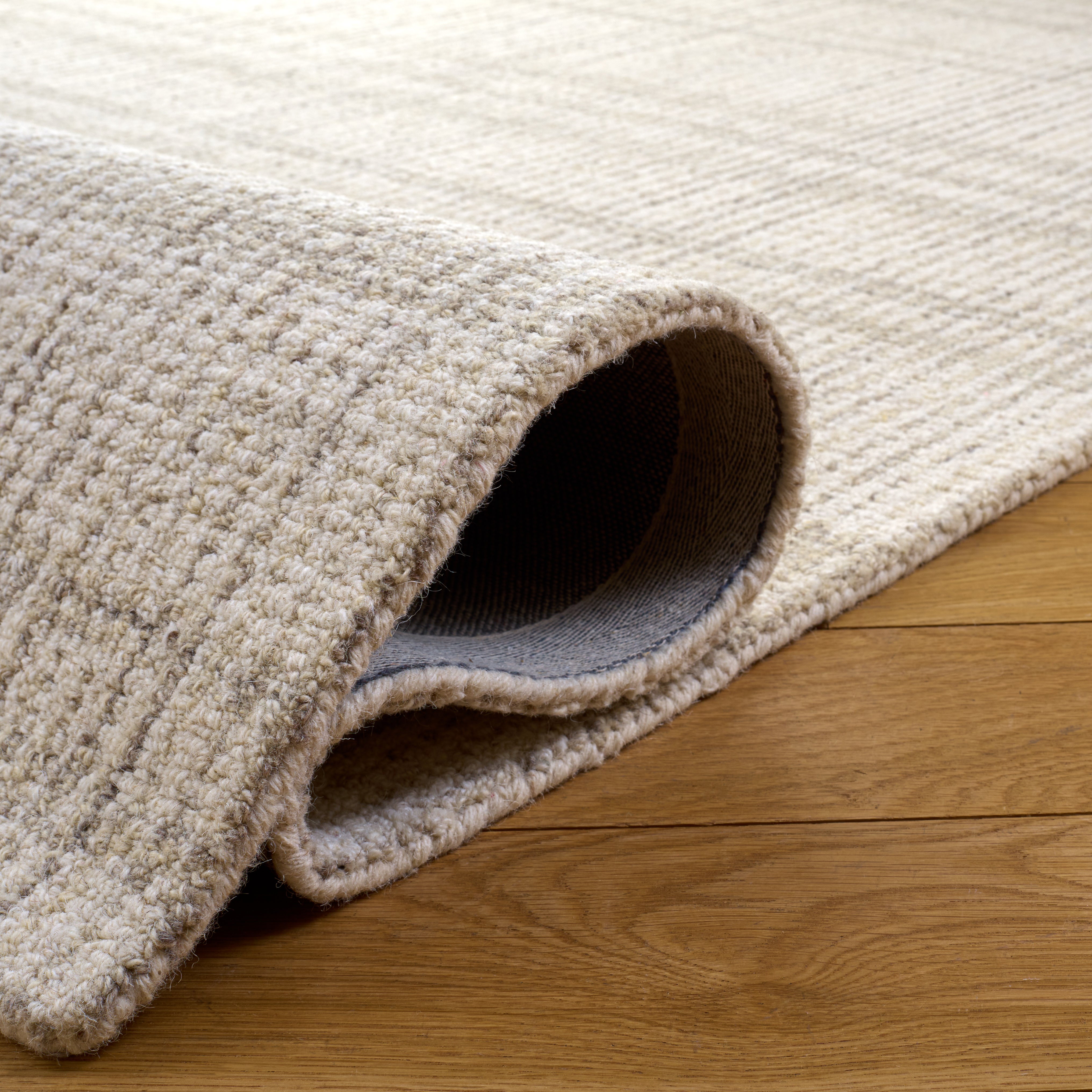 BEIGE / IVORY