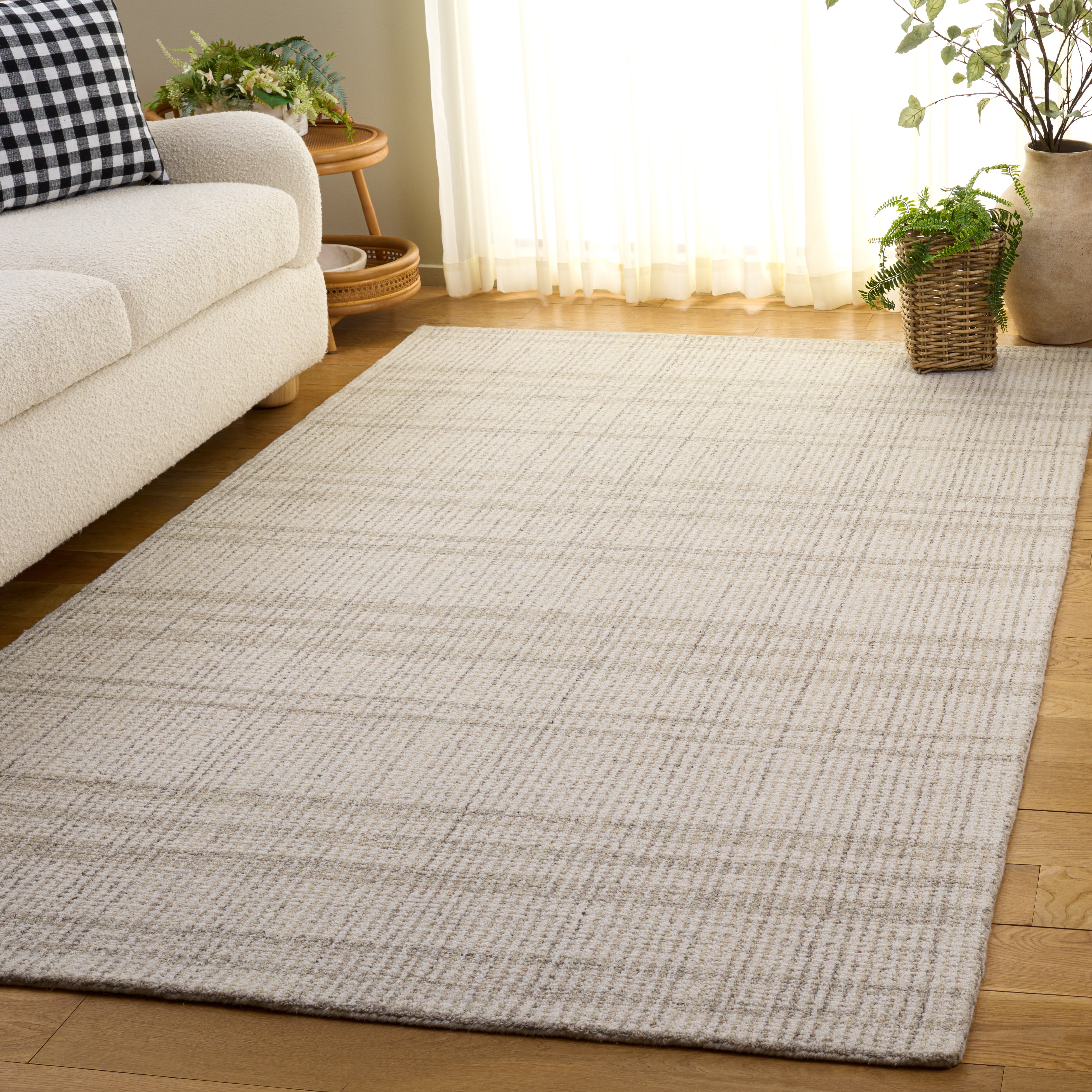 BEIGE / IVORY