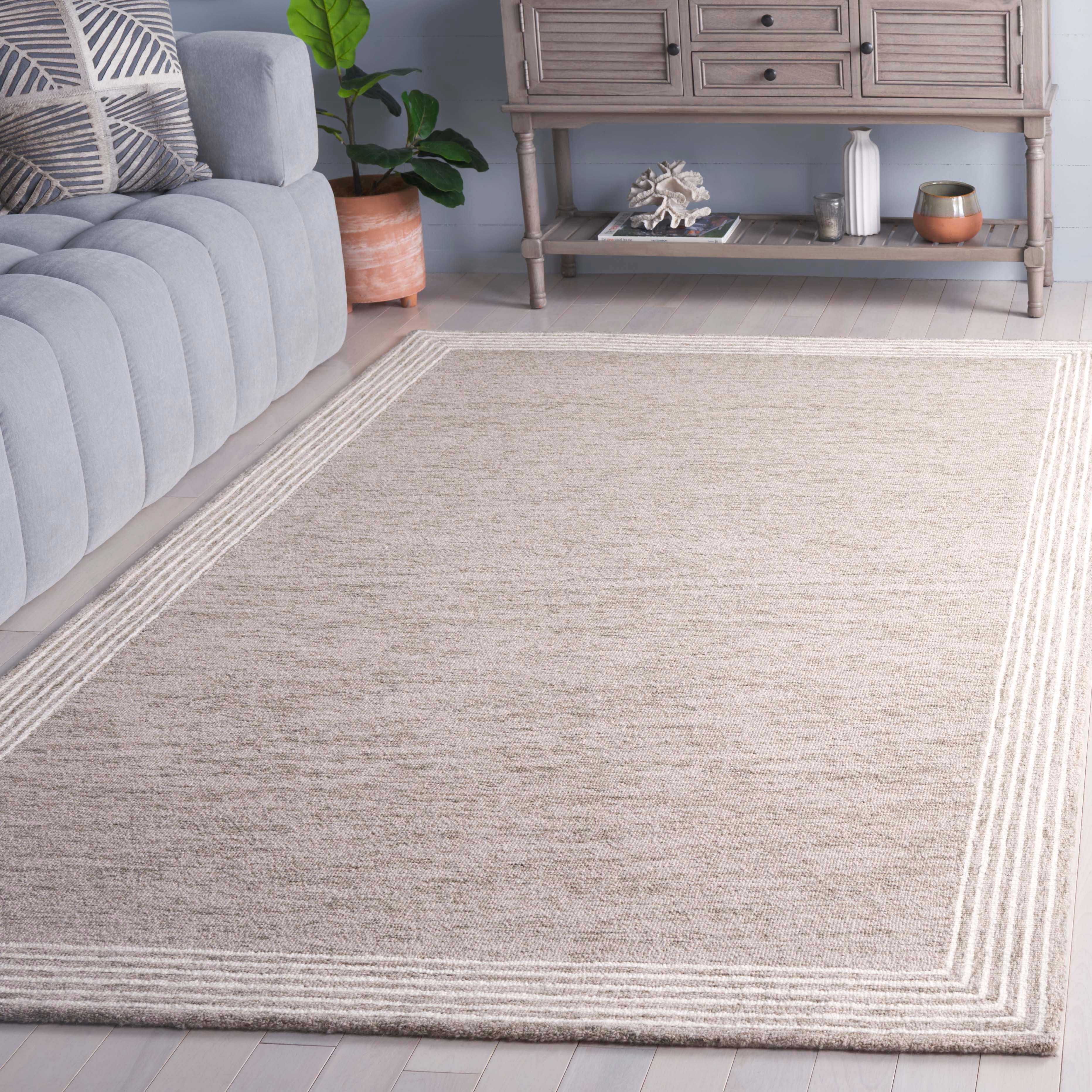 BEIGE / IVORY