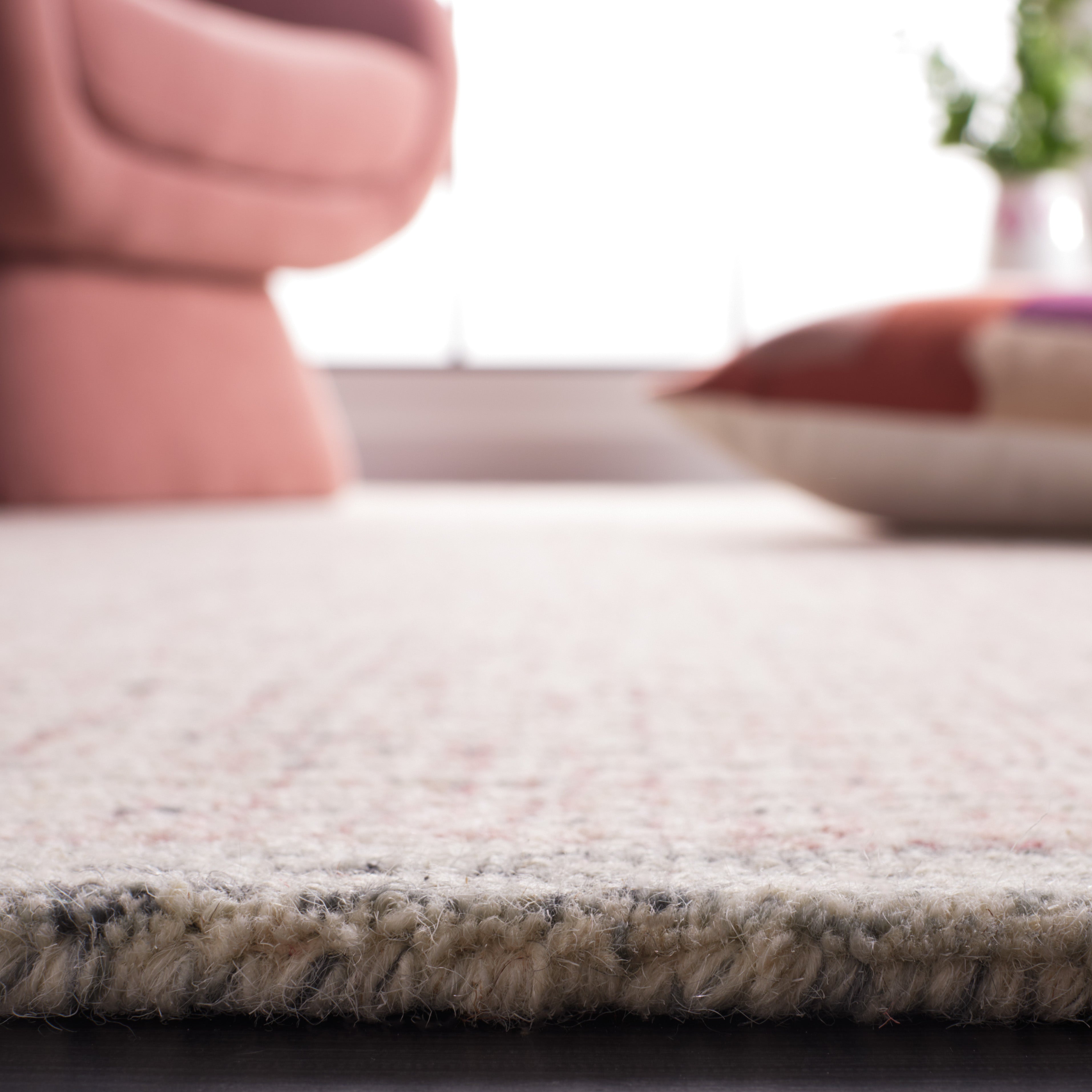 Pink / Ivory