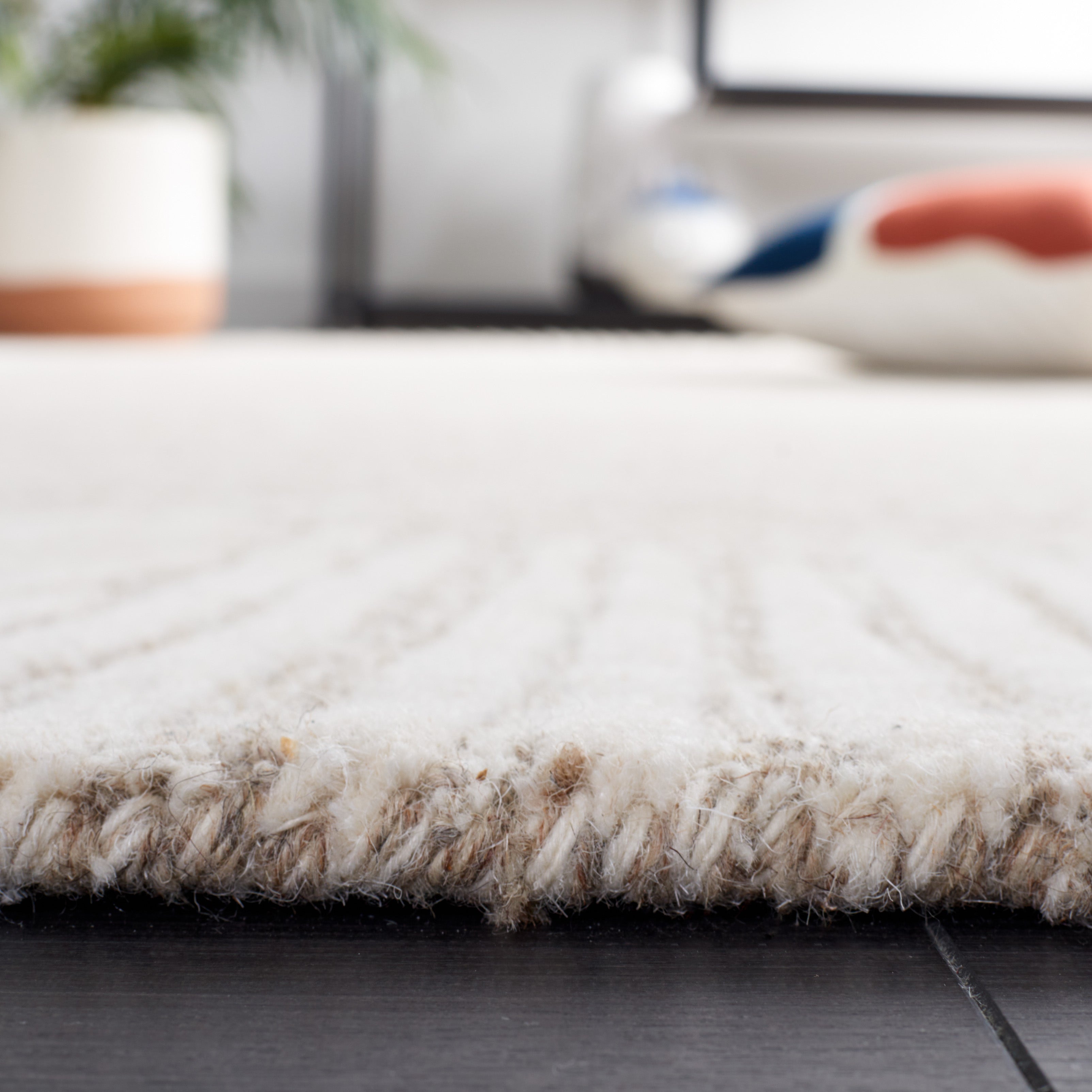 NATURAL / IVORY