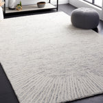 GREY / IVORY