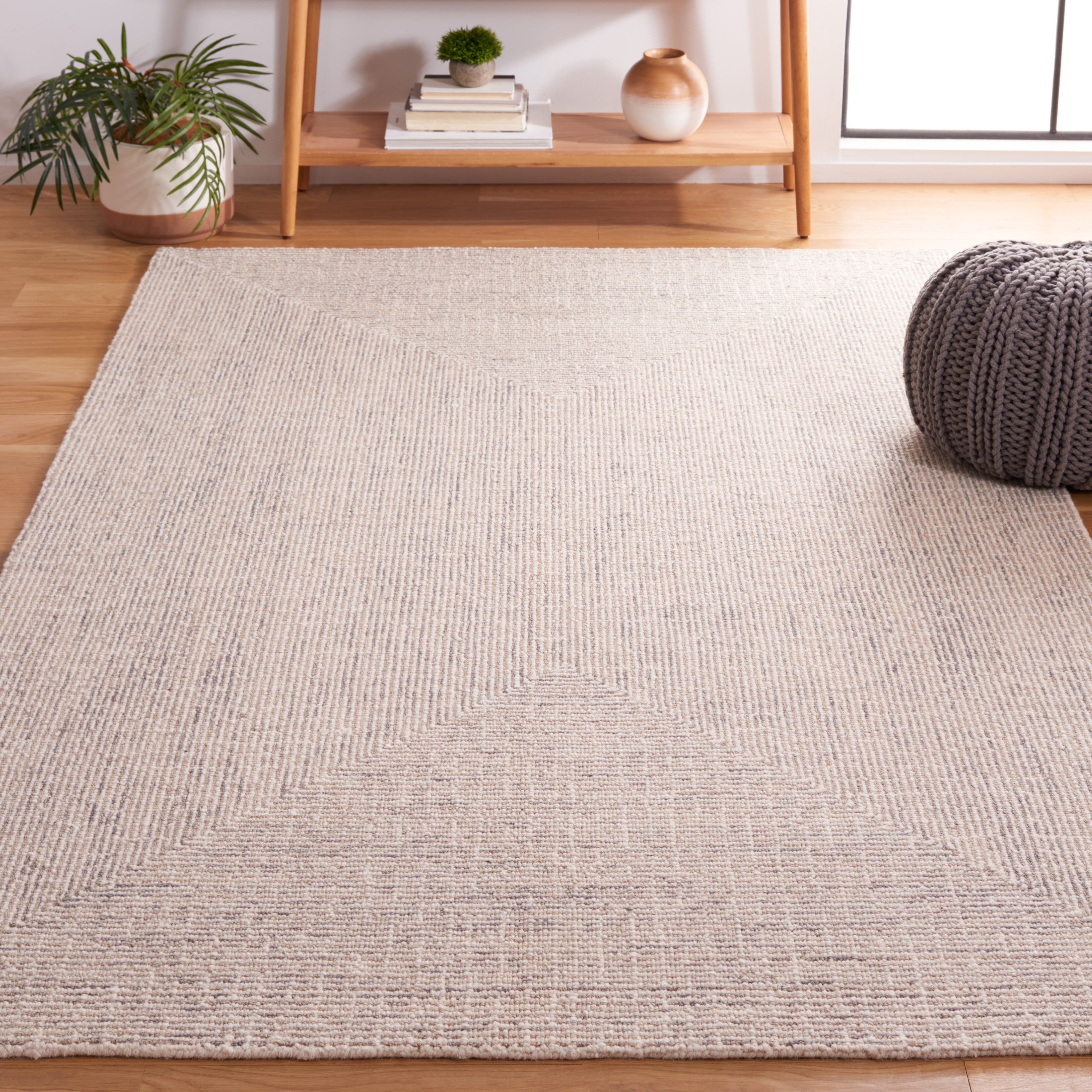 GREY / IVORY