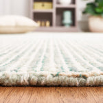 GREEN / IVORY