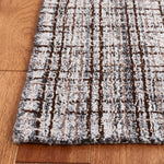 GREY / BROWN