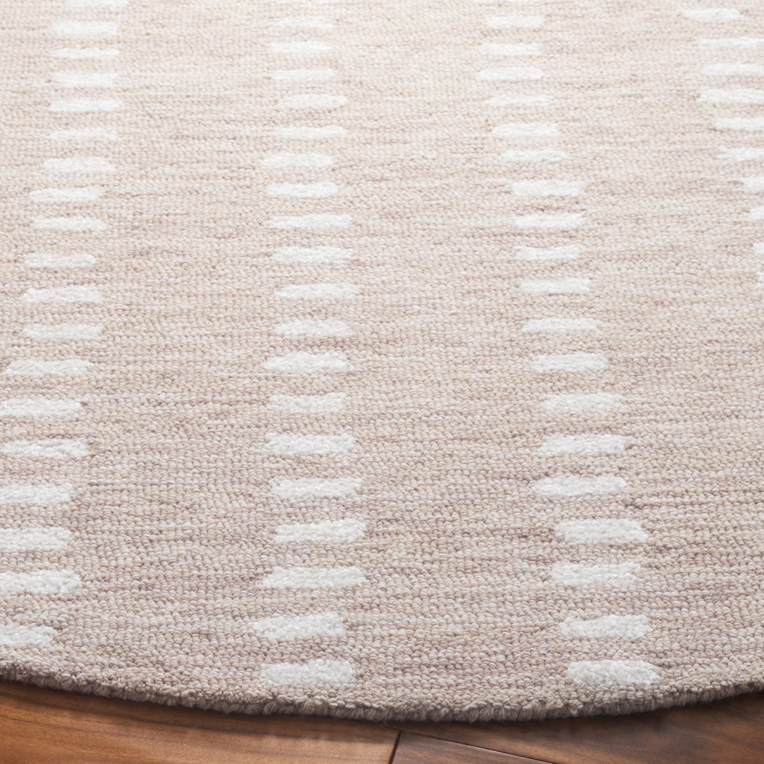 BEIGE / IVORY