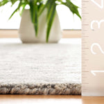 GREY / IVORY