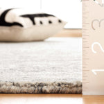 GREY / IVORY