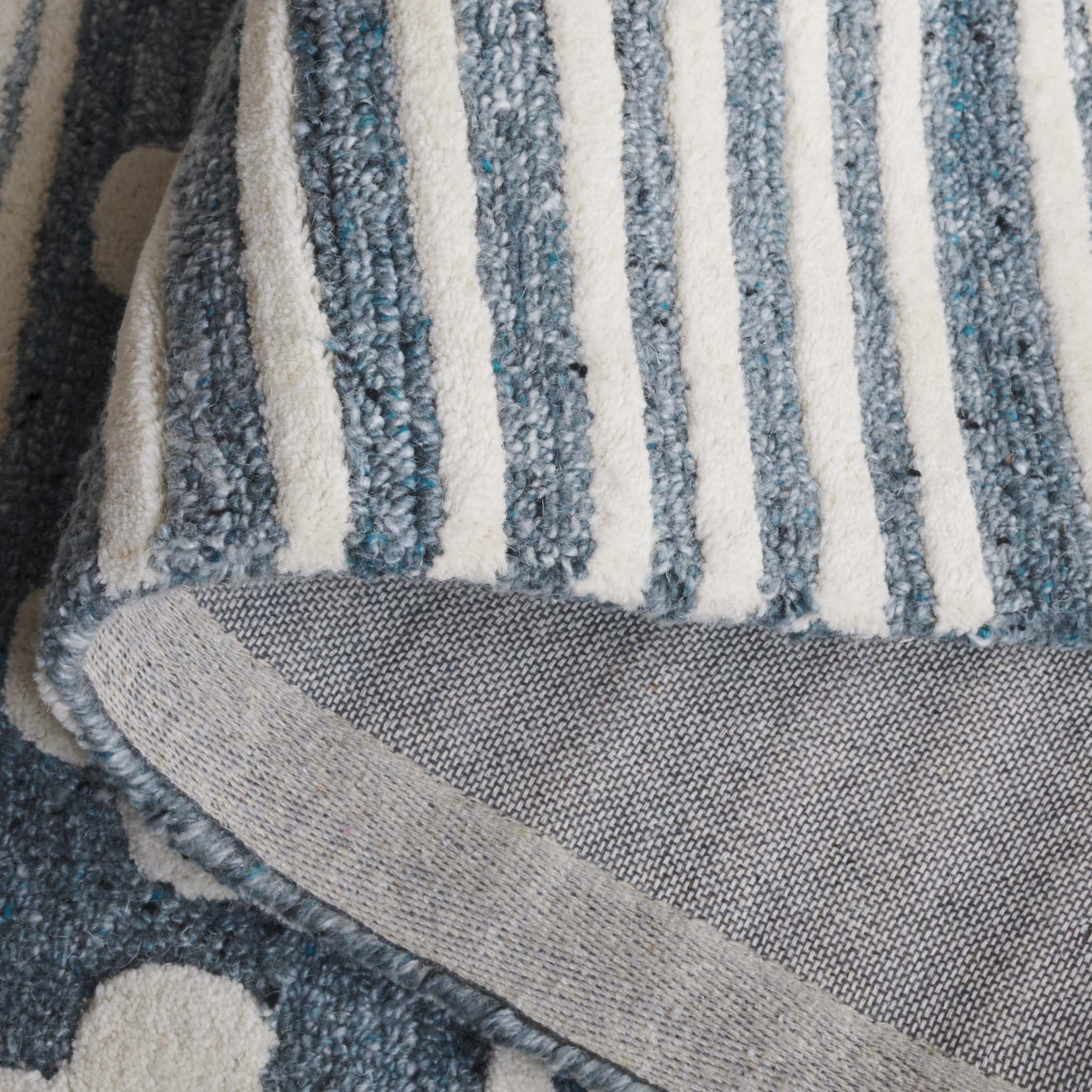 GREY / IVORY