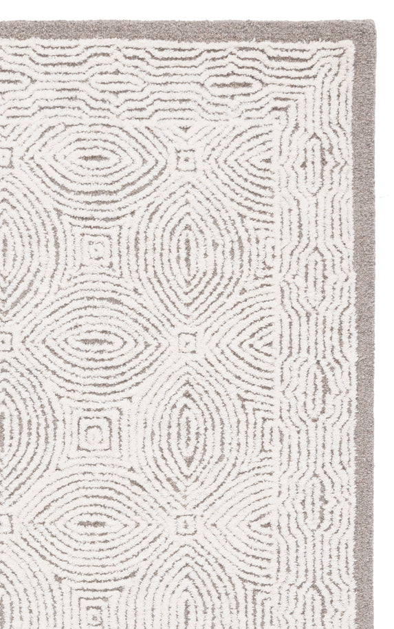 BEIGE / IVORY