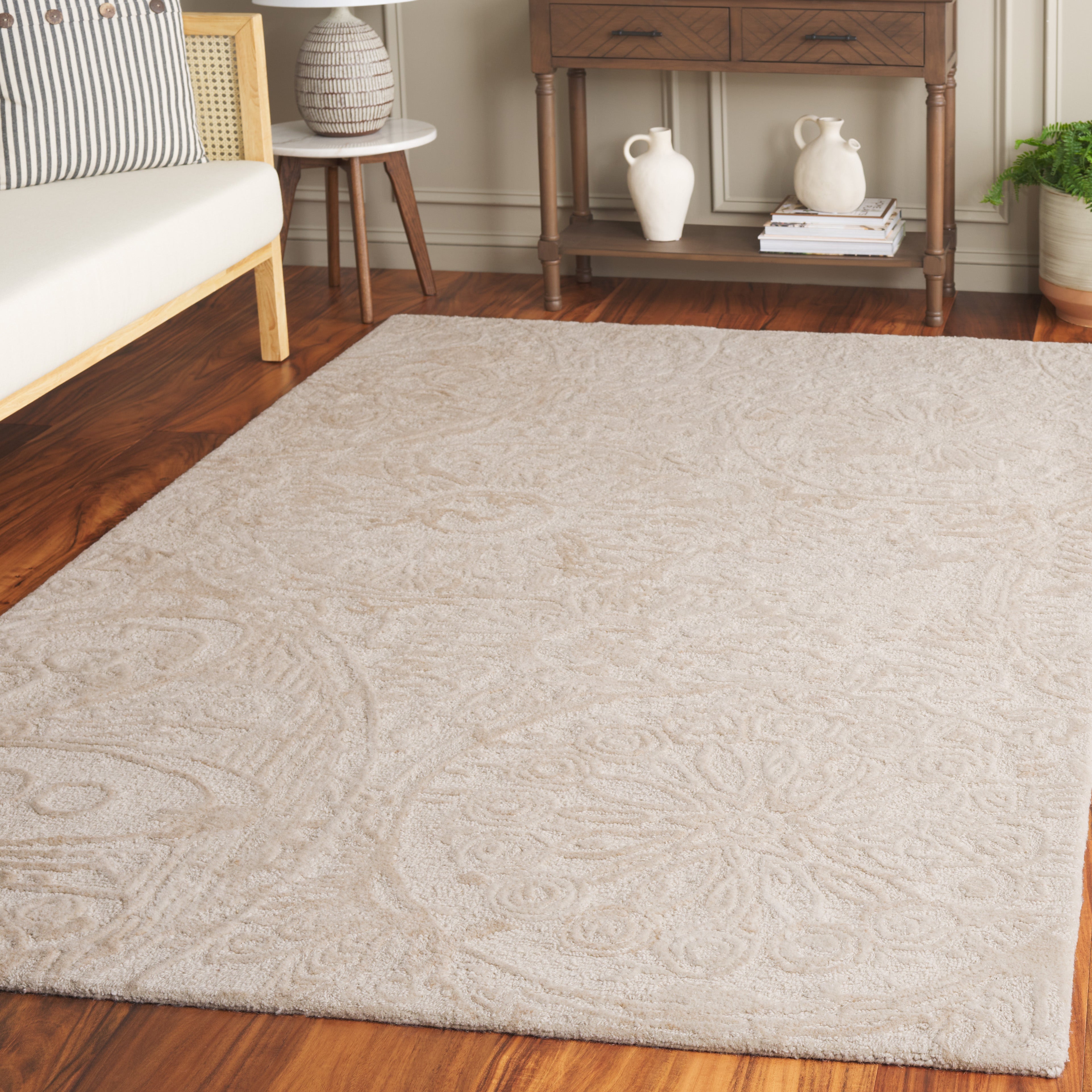 BEIGE / IVORY