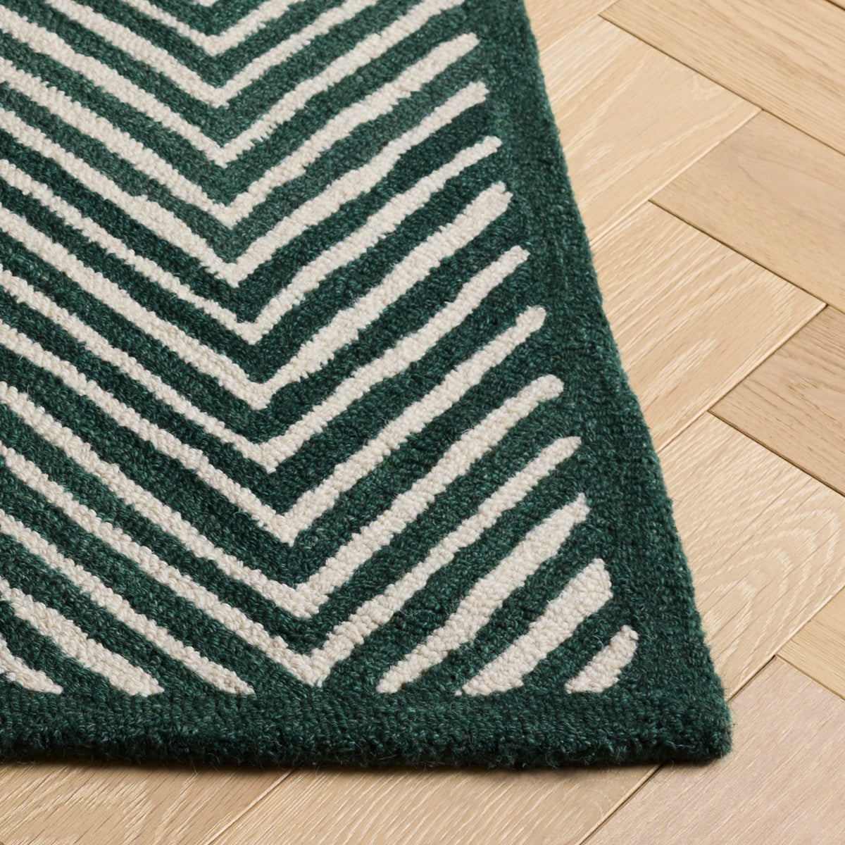 GREEN / IVORY