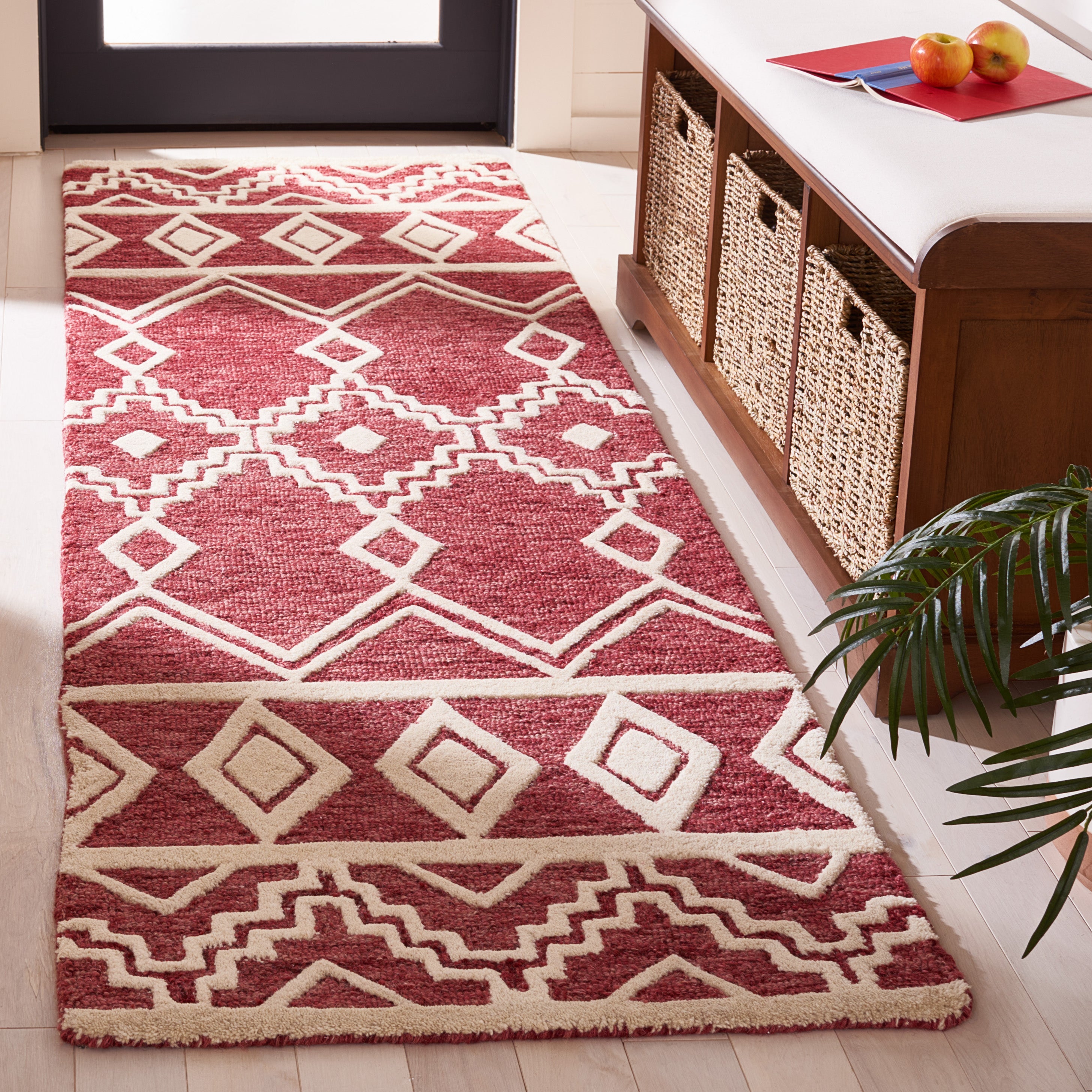 RED / IVORY