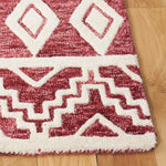 RED / IVORY