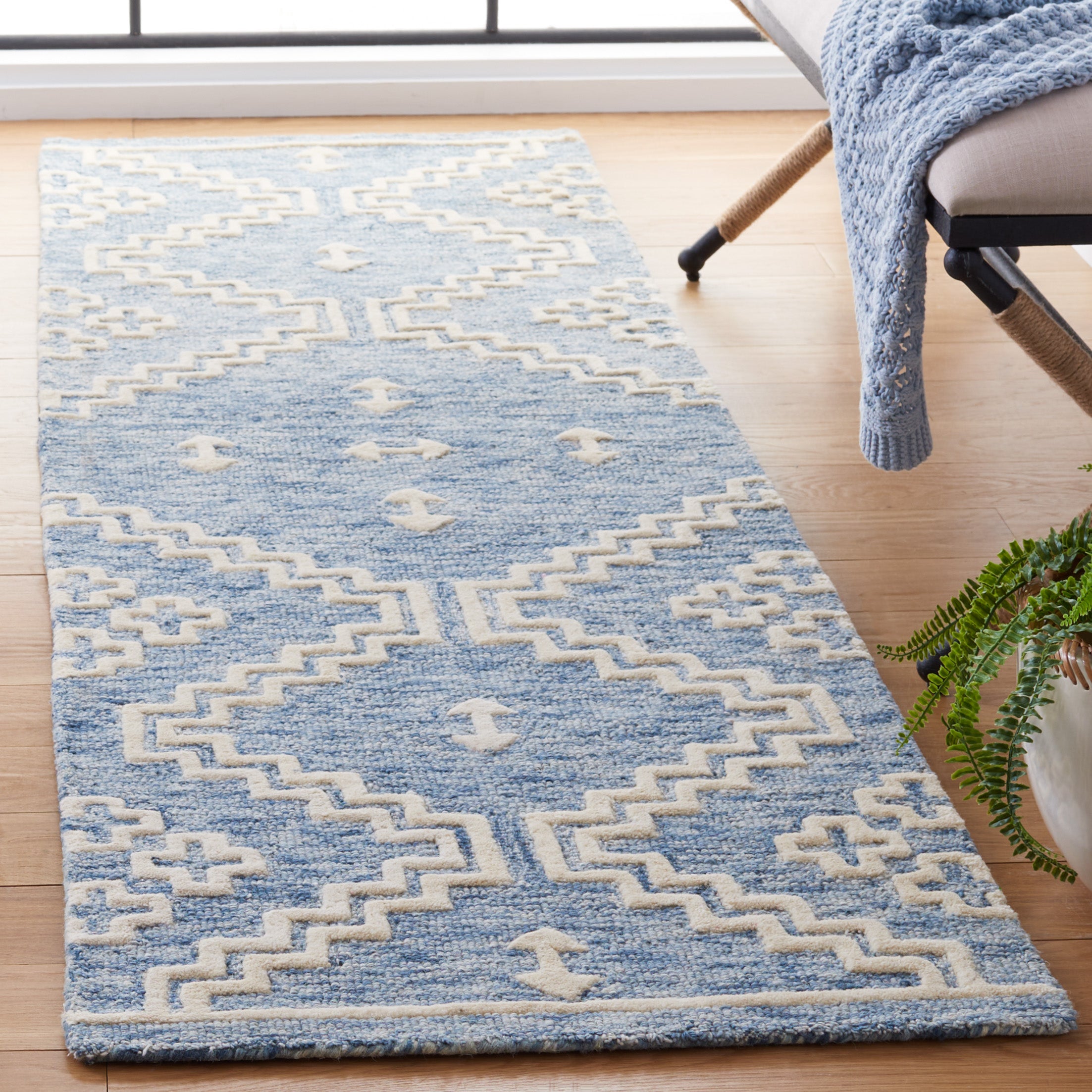 BLUE / IVORY