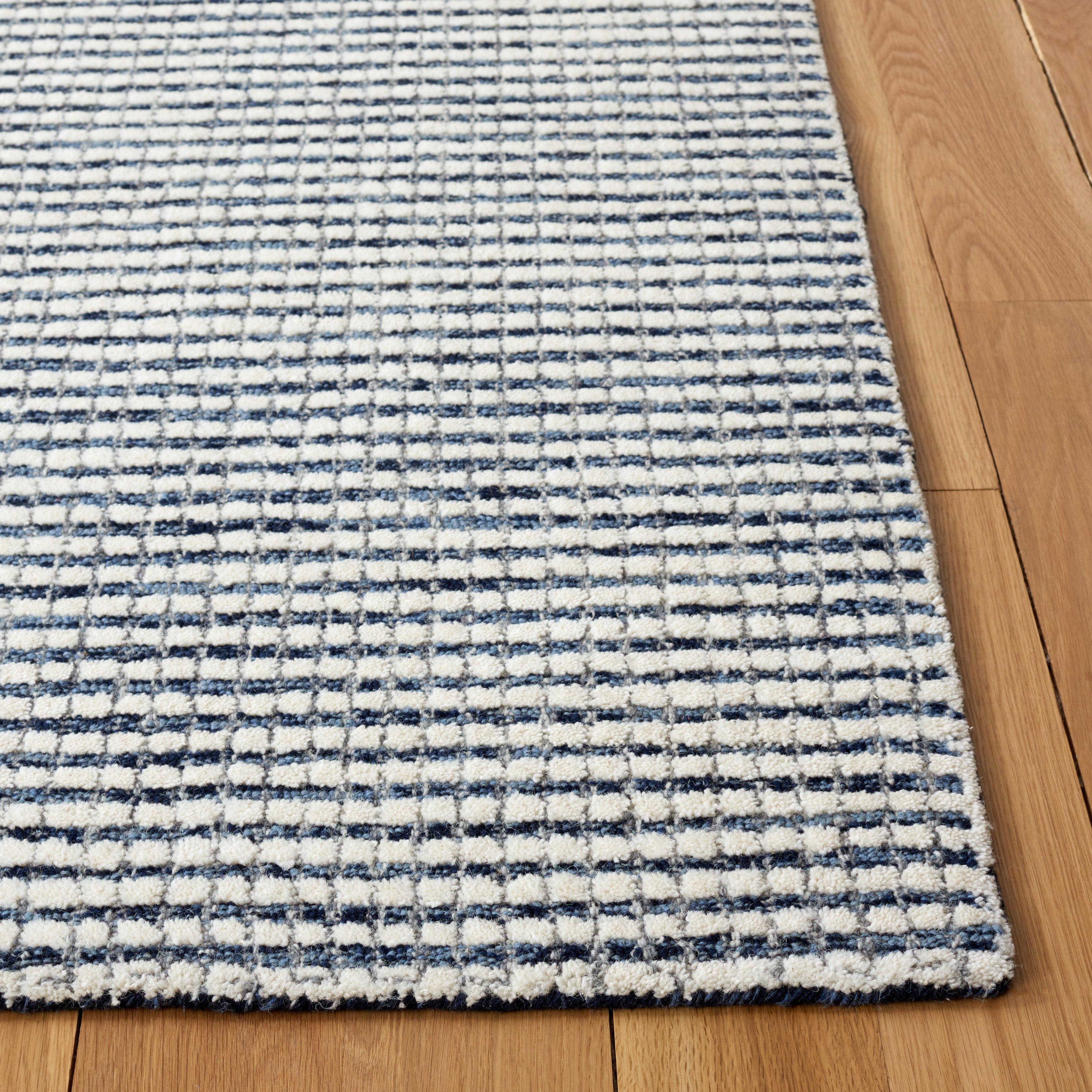 BLUE / IVORY