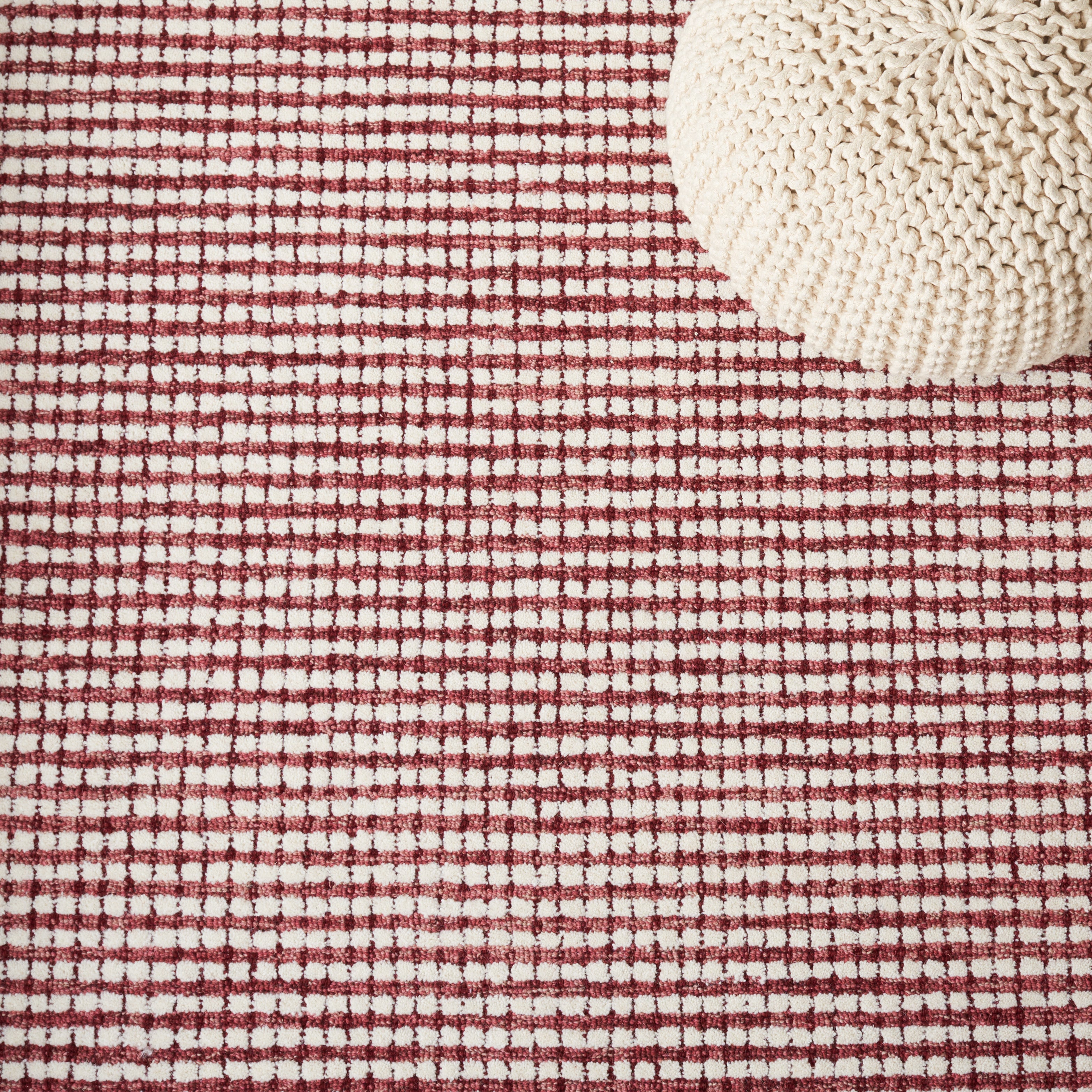 RED / IVORY