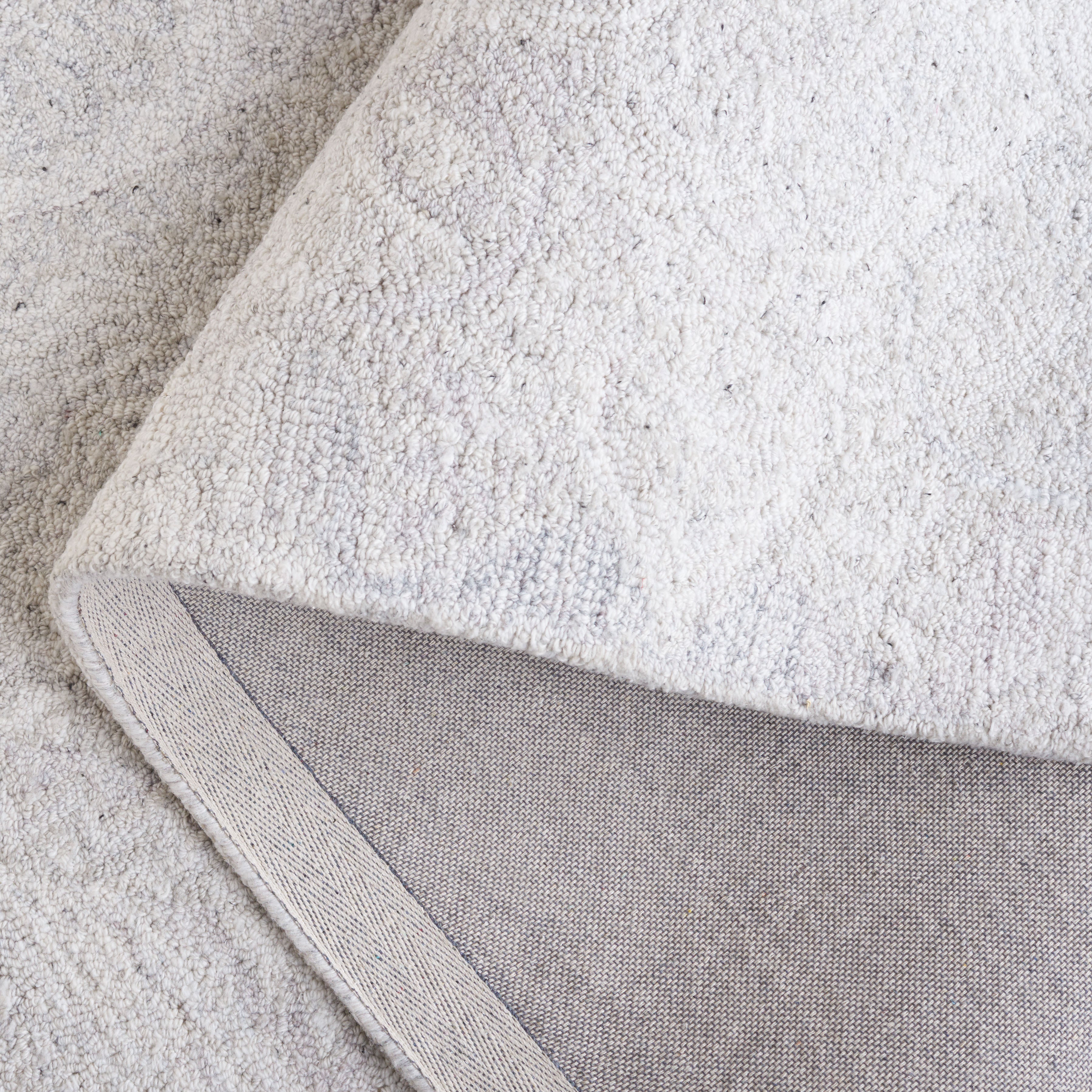 GREY / IVORY