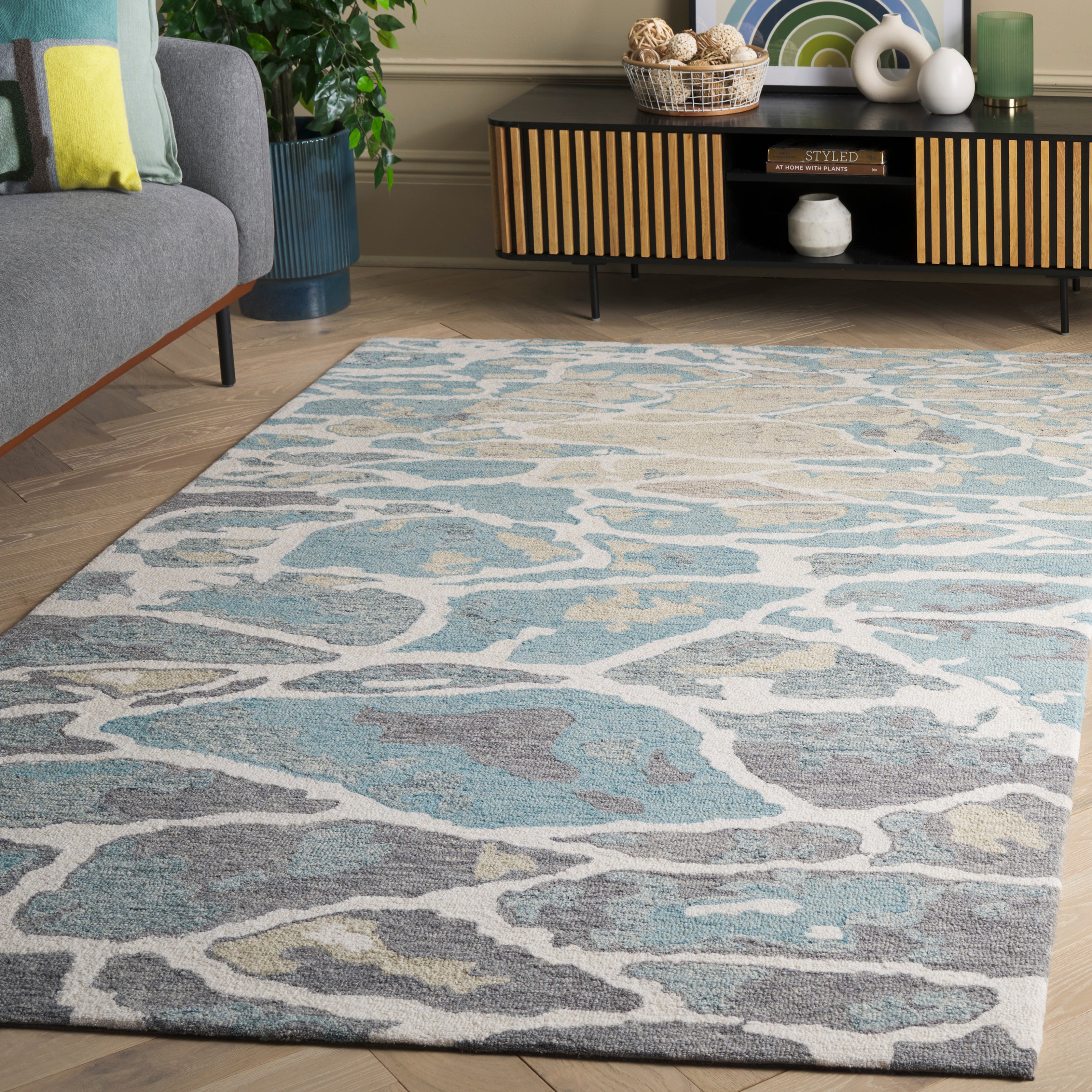 BLUE / IVORY