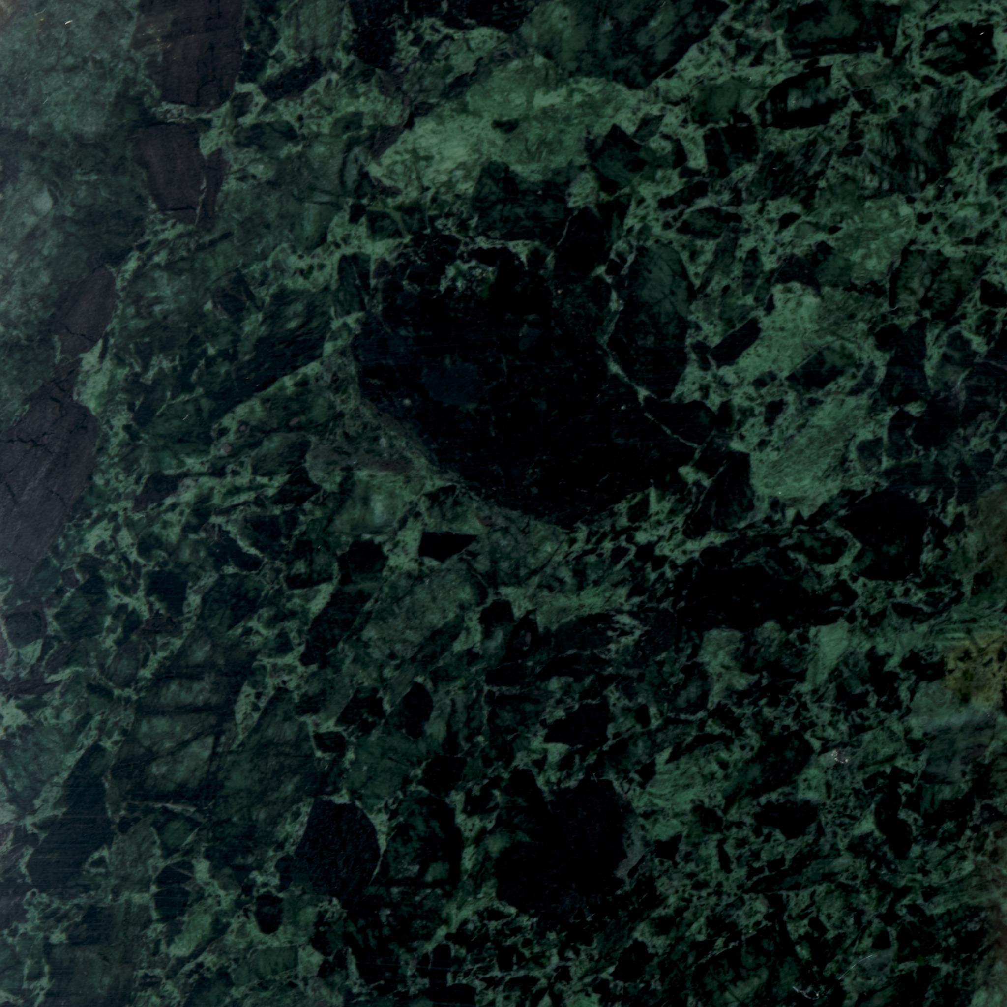 DARK GREEN / BLACK