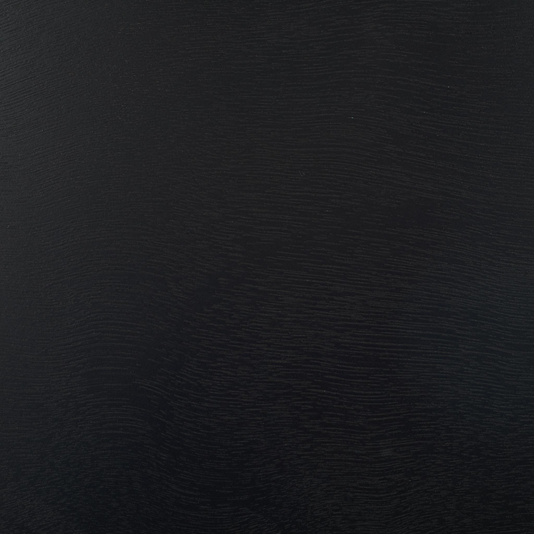 MATTE BLACK