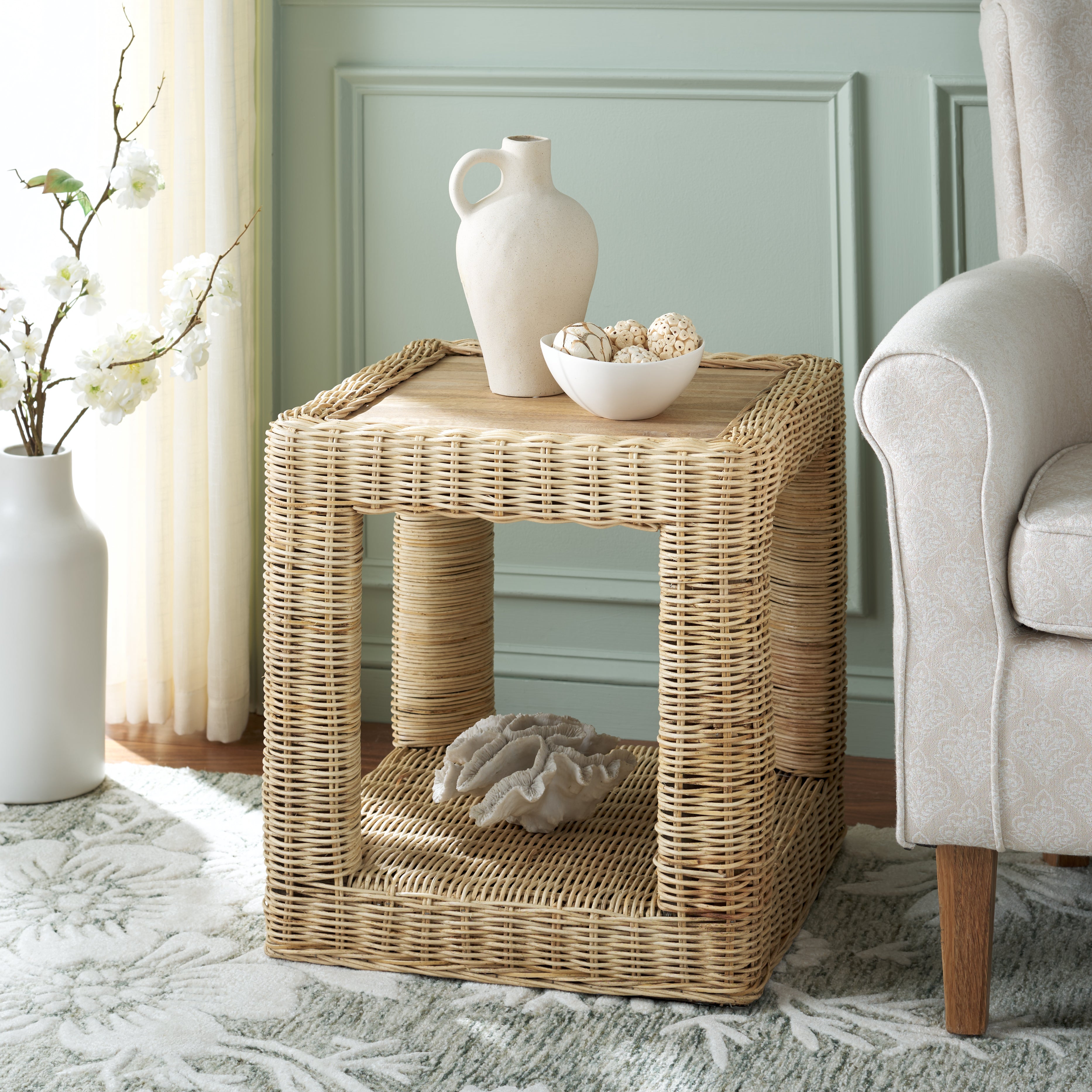 Safavieh Castriel Accent Table