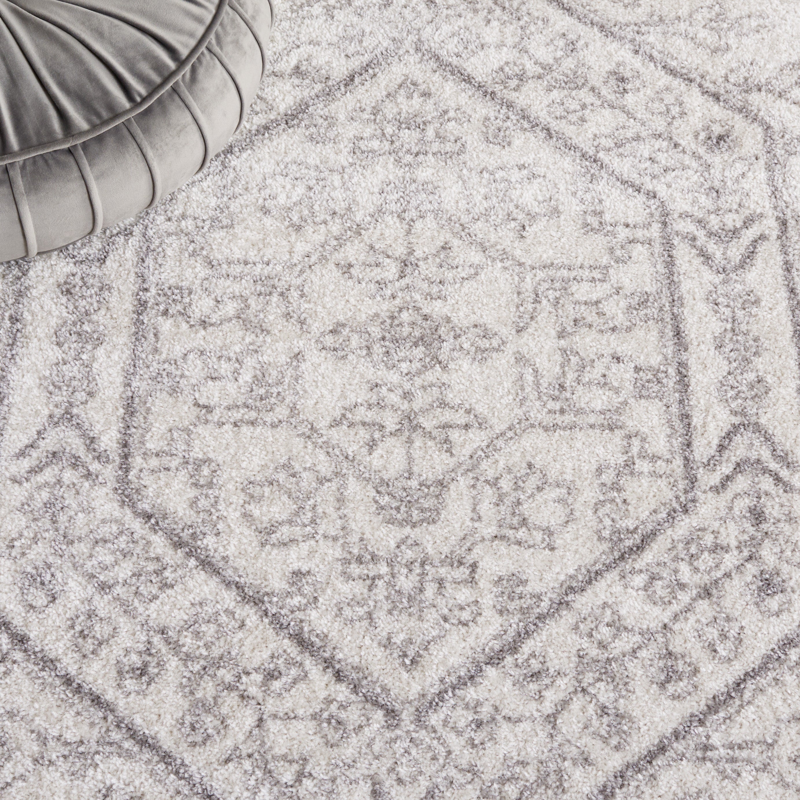 IVORY / SILVER
