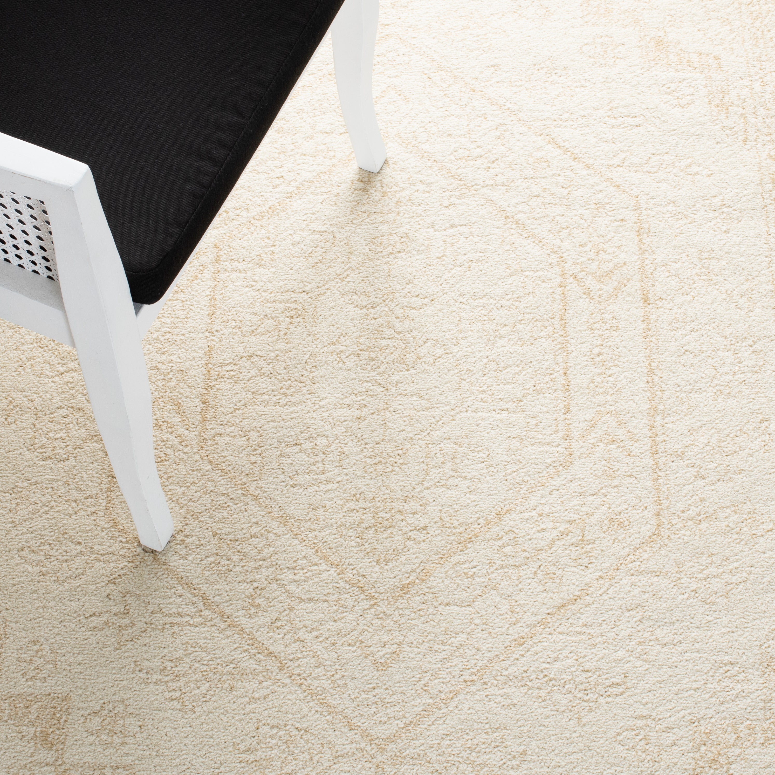 IVORY / BEIGE