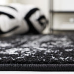 BLACK / IVORY