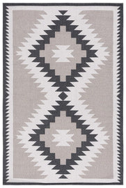 Safavieh Augustine 438 Rug, Agt438 - Beige / Black