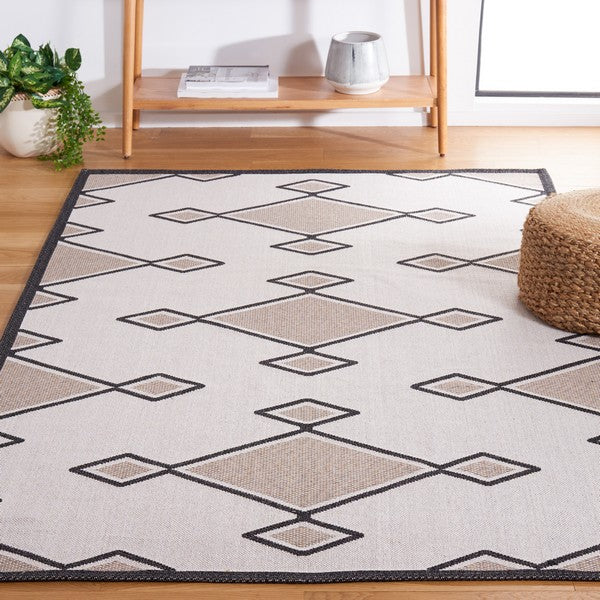 Safavieh Augustine 439 Rug, Agt439 - Beige / Black