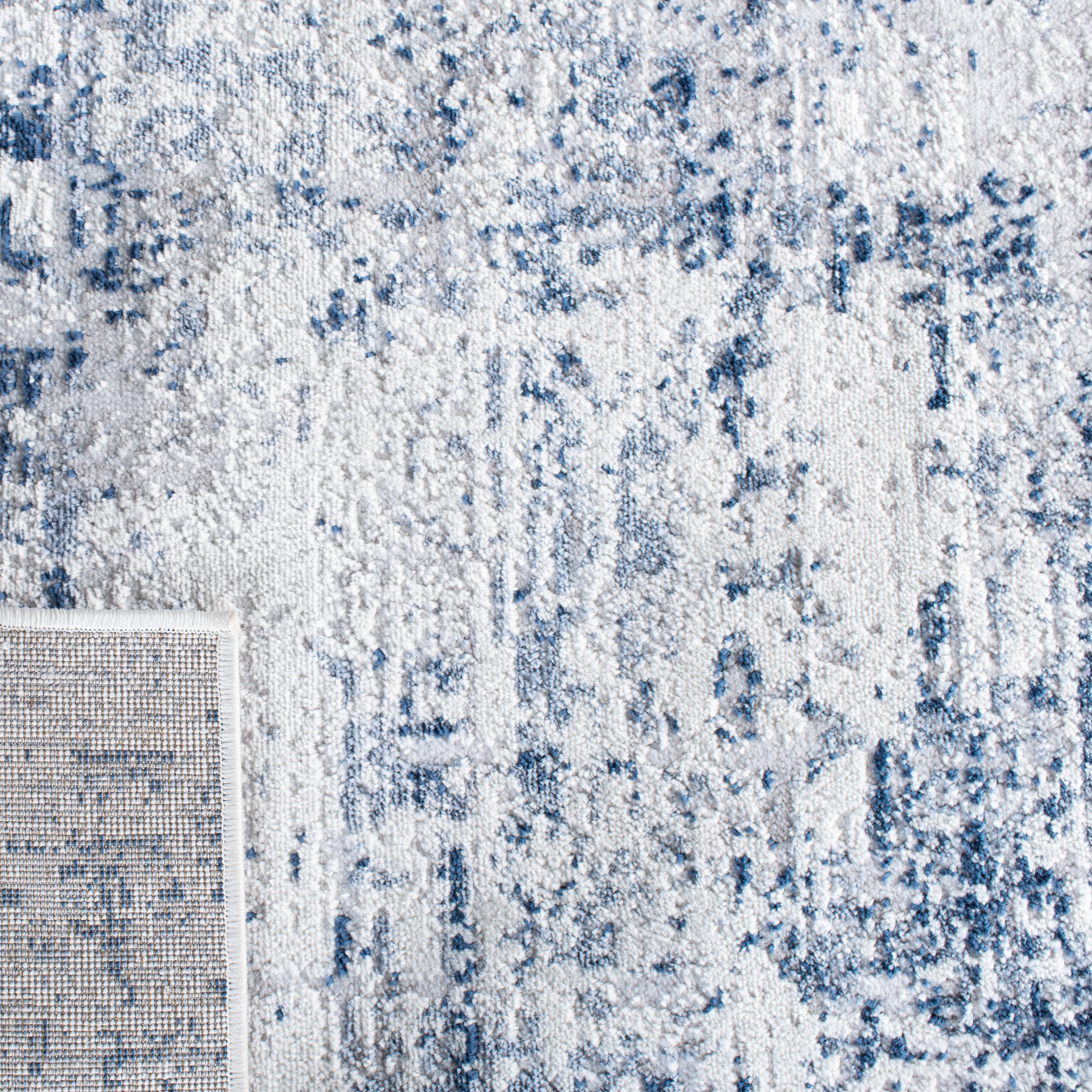 AMELIA 700 â€“ IVORY / NAVY