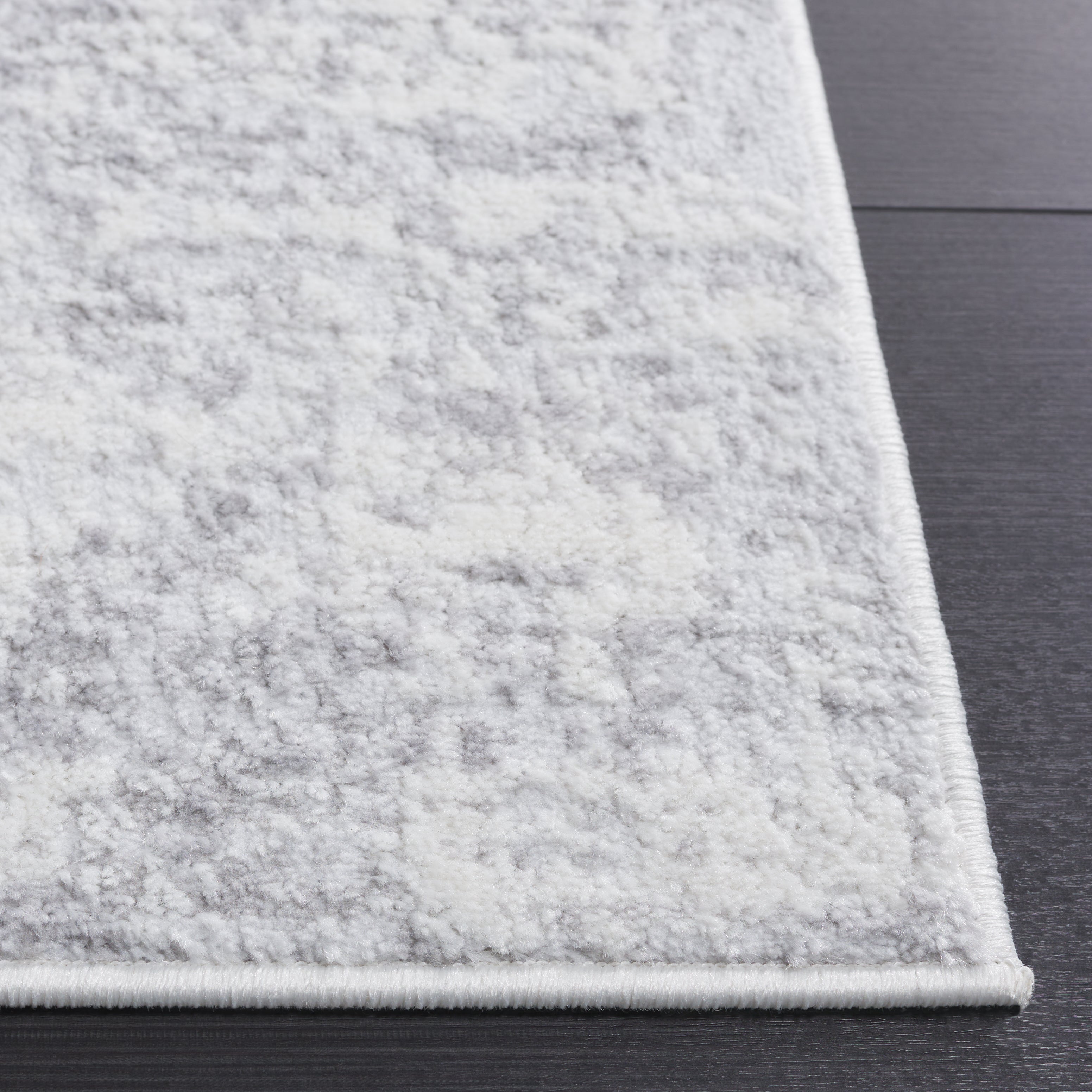 AMELIA 700 â€“ IVORY / LIGHT GREY